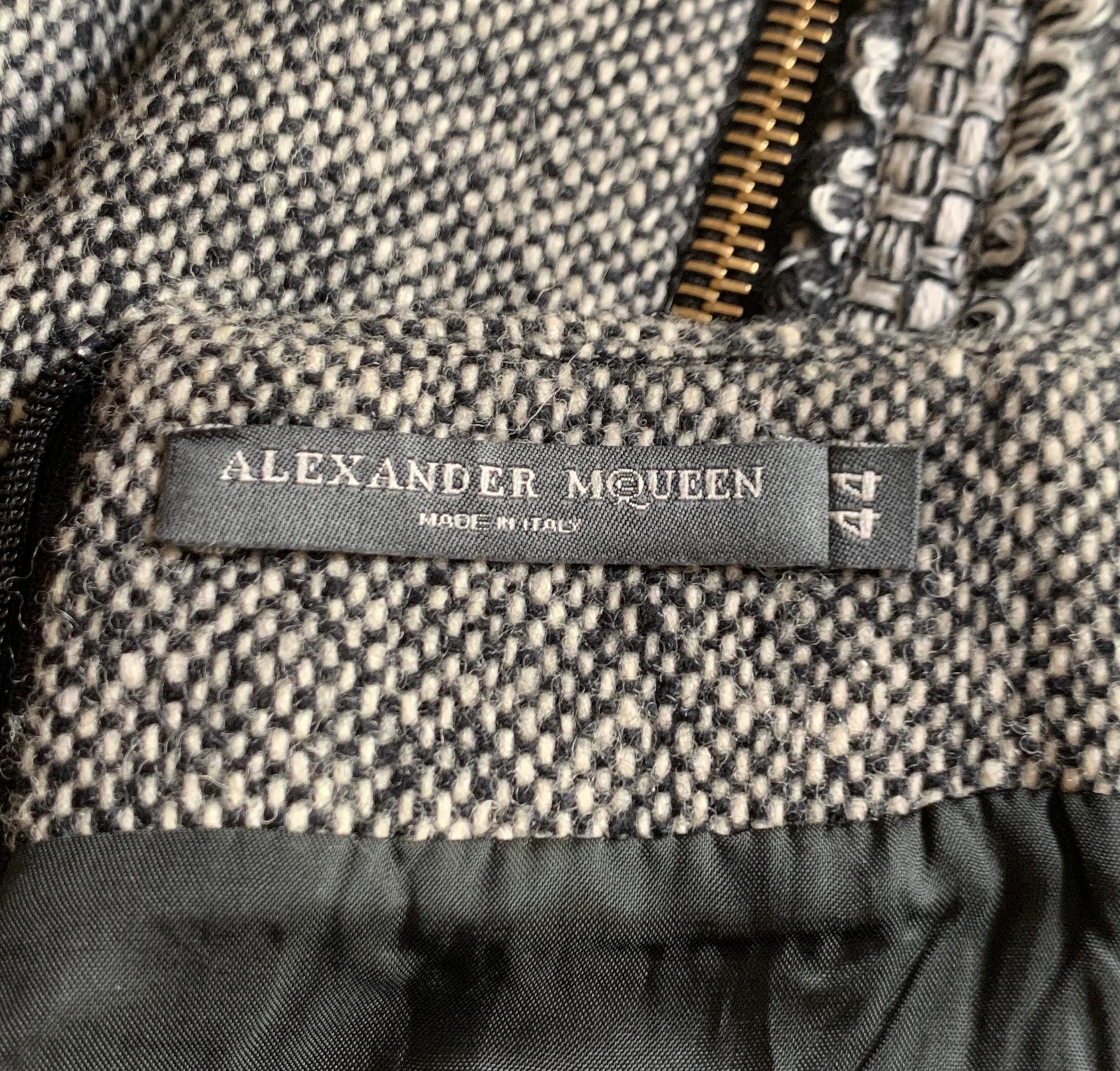 Alexander McQueen 2003 Zipper Detail Pencil Skirt in Black and White Tweed For Sale 1