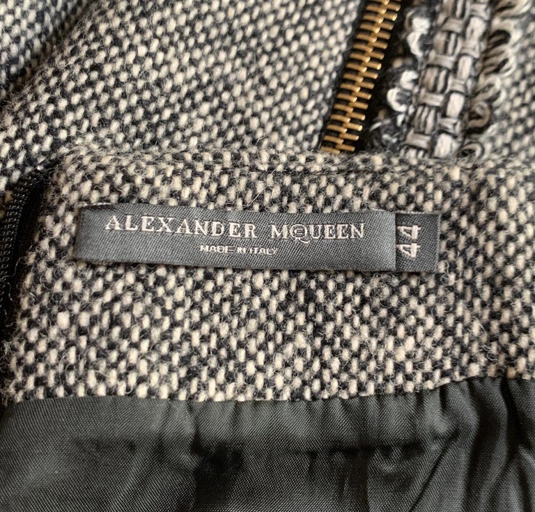 Alexander McQueen 2003 Zipper Detail Pencil Skirt in Black and White ...
