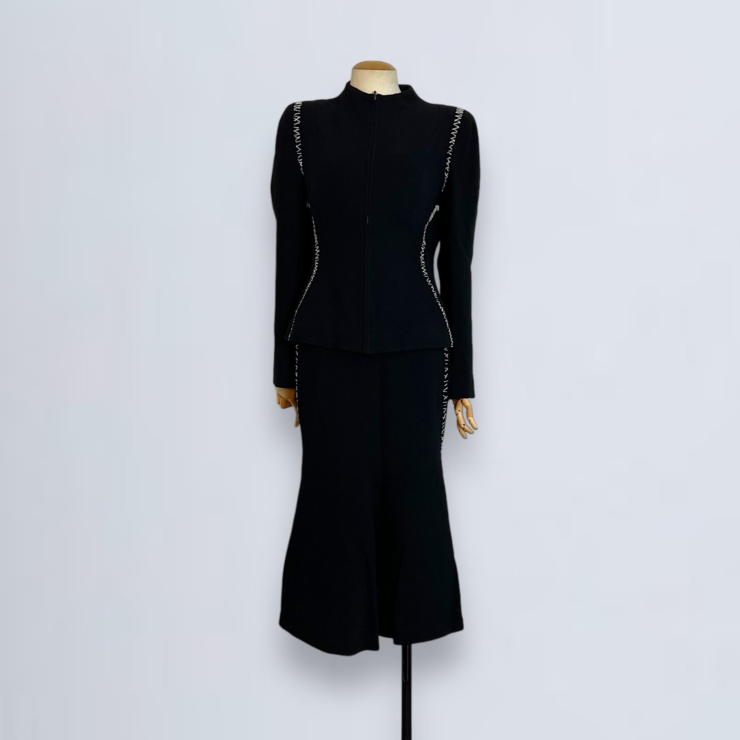 Alexander Mcqueen 2004 black tailor stitches suit In Excellent Condition For Sale In CAPELLE AAN DEN IJSSEL, ZH