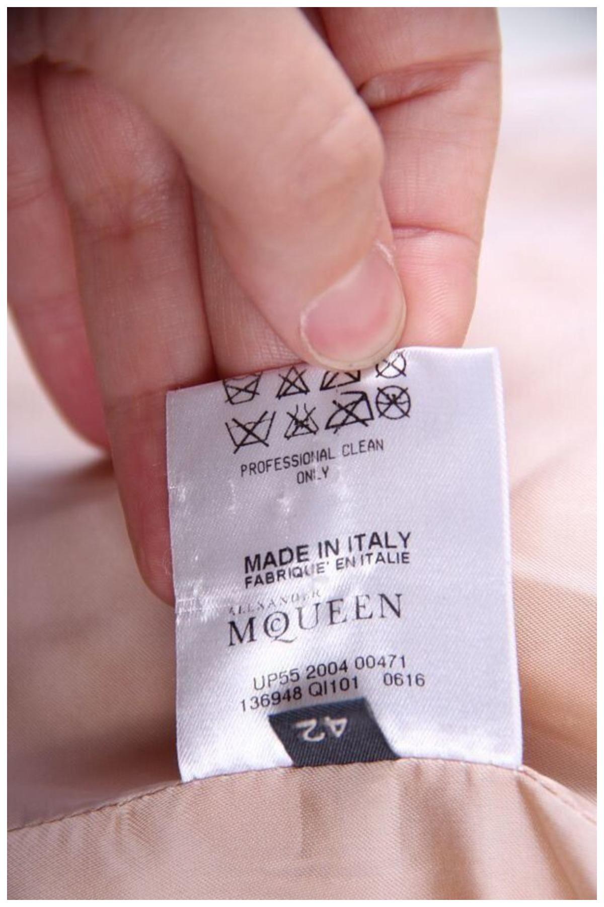 Alexander McQueen 2004 cashmere Coat Jacket 42 it In Good Condition For Sale In Алматинский Почтамт, KZ