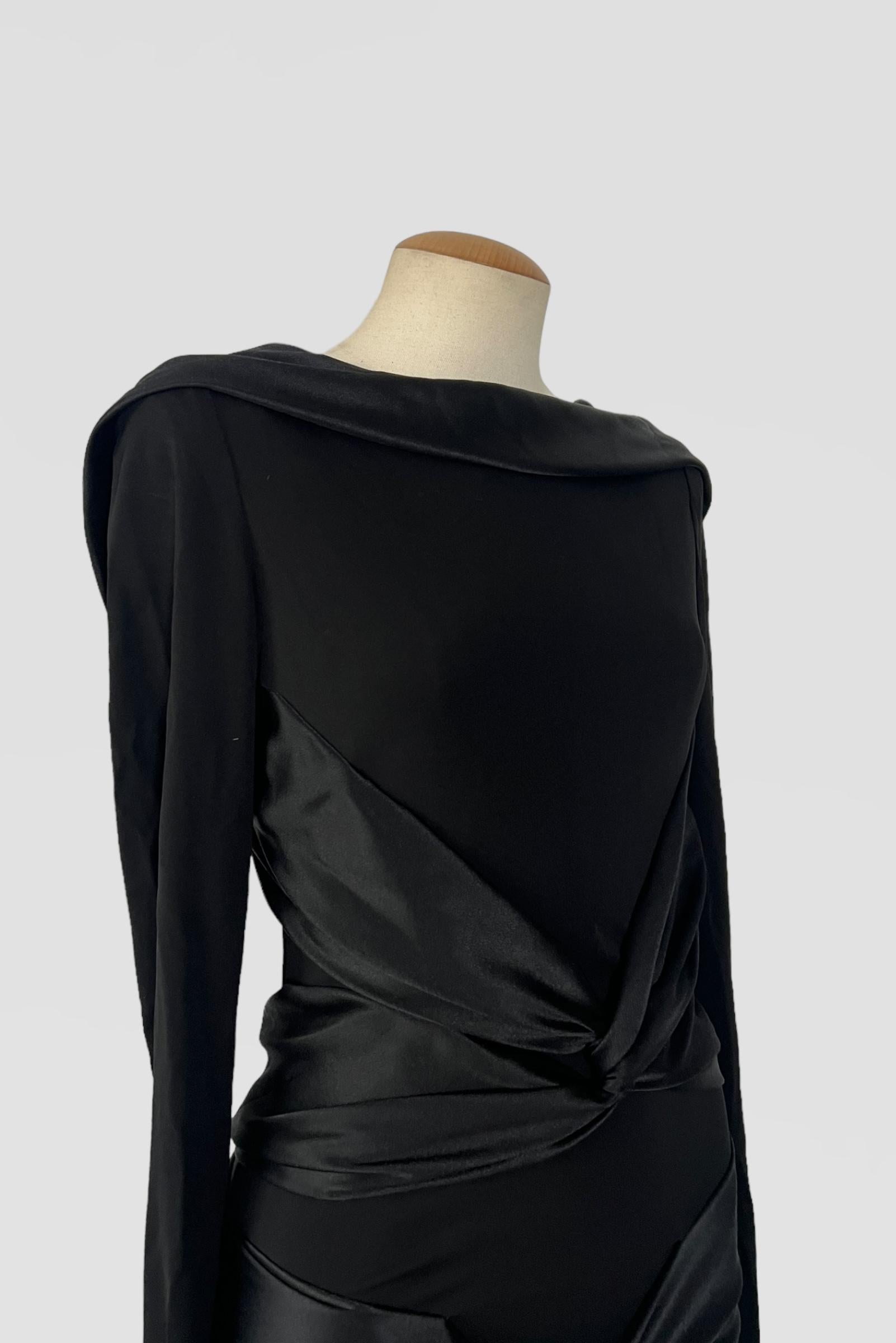 Alexander  McQueen 2004 runway gown In Excellent Condition For Sale In CAPELLE AAN DEN IJSSEL, ZH