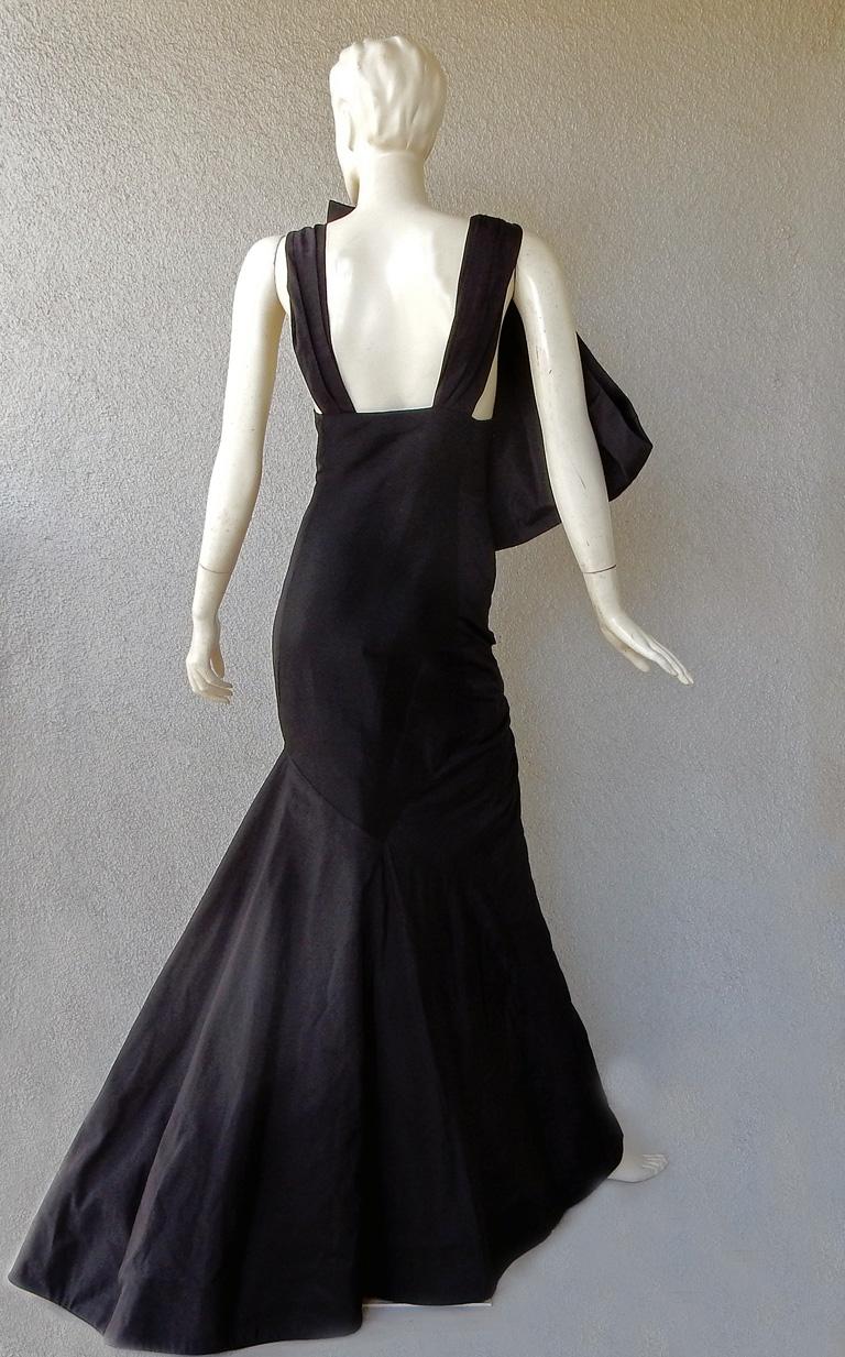 Alexander McQueen 2005 Showstopper Hi Fashion Runway Gown    Special Event Dress For Sale 1
