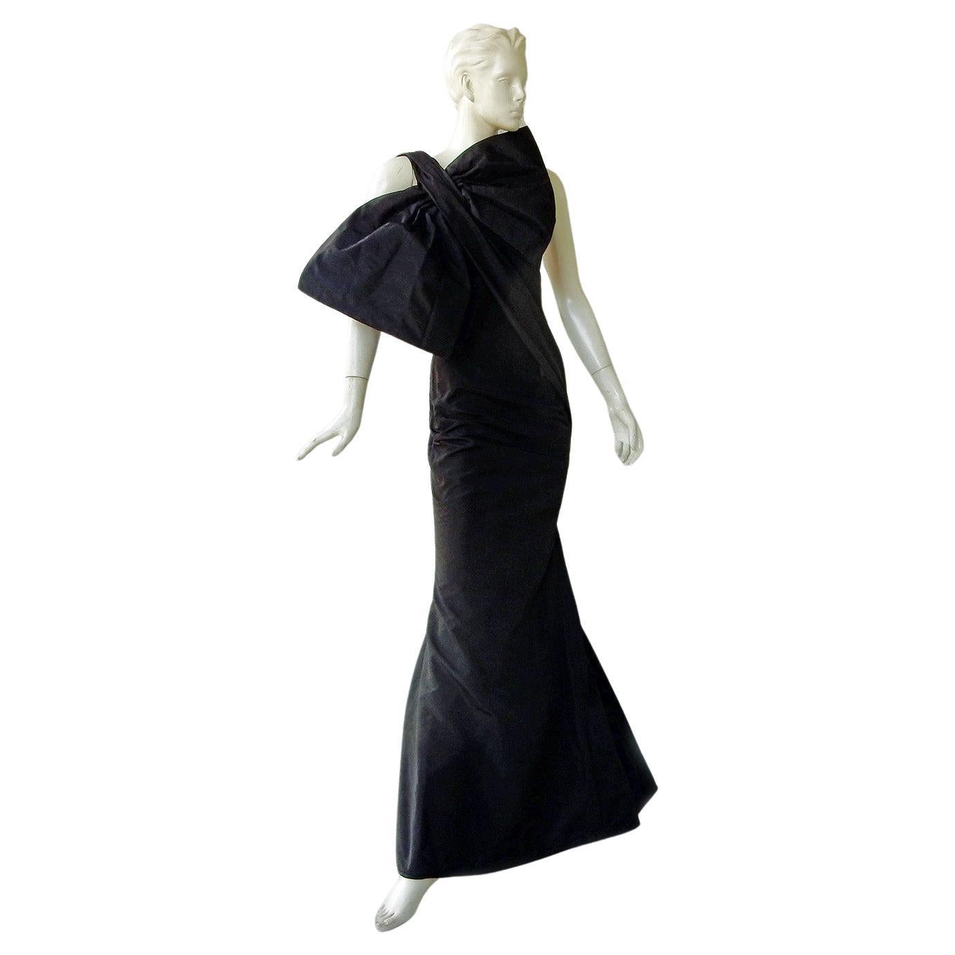 Alexander McQueen 2005 Showstopper Hi Fashion Runway Gown    Special Event Dress For Sale