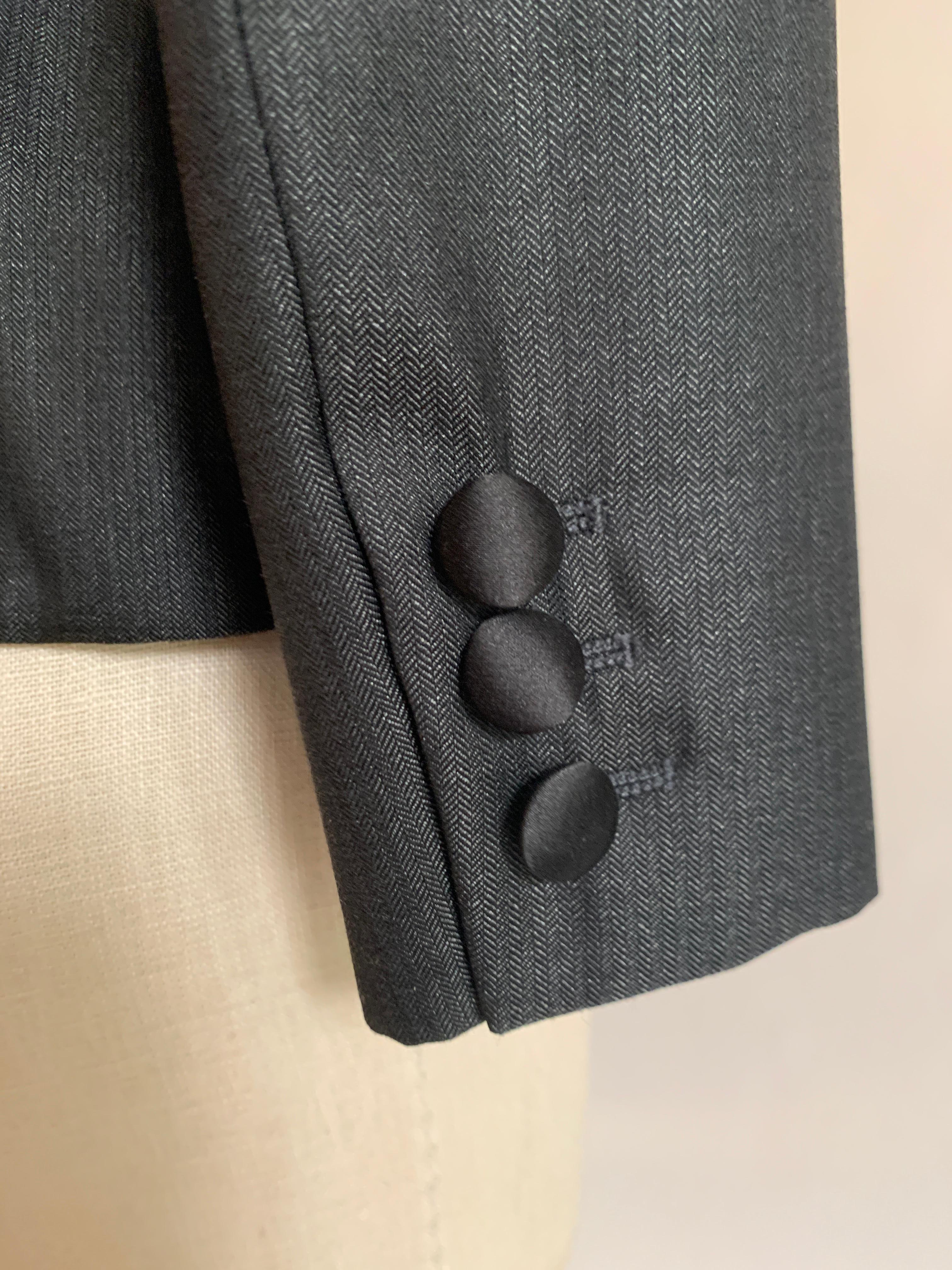 Women's Alexander McQueen 2000s Dark Charcoal and Black Exaggerated Collar Blazer Jacket For Sale