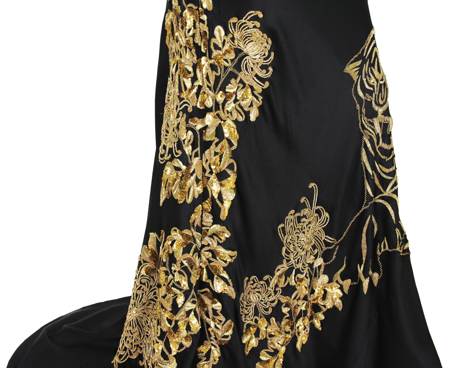 Alexander McQueen 2007 Gold Embroidered Tiger Dress 42 as seen on MARY STUART TV In Excellent Condition For Sale In Montgomery, TX