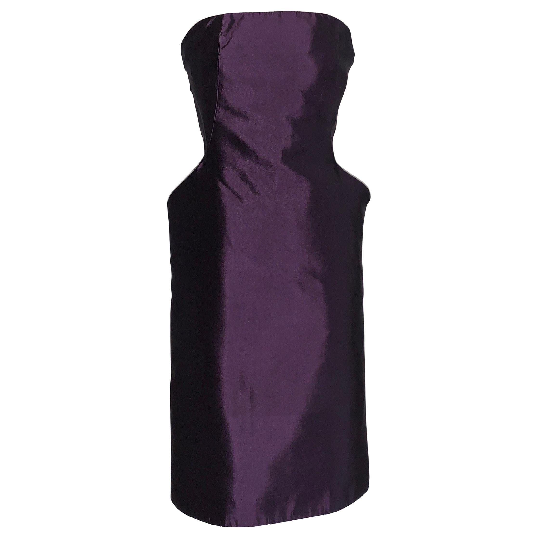Alexander McQueen 2007 Purple Silk Sculptural Hip Pocket Detail Strapless Dress 