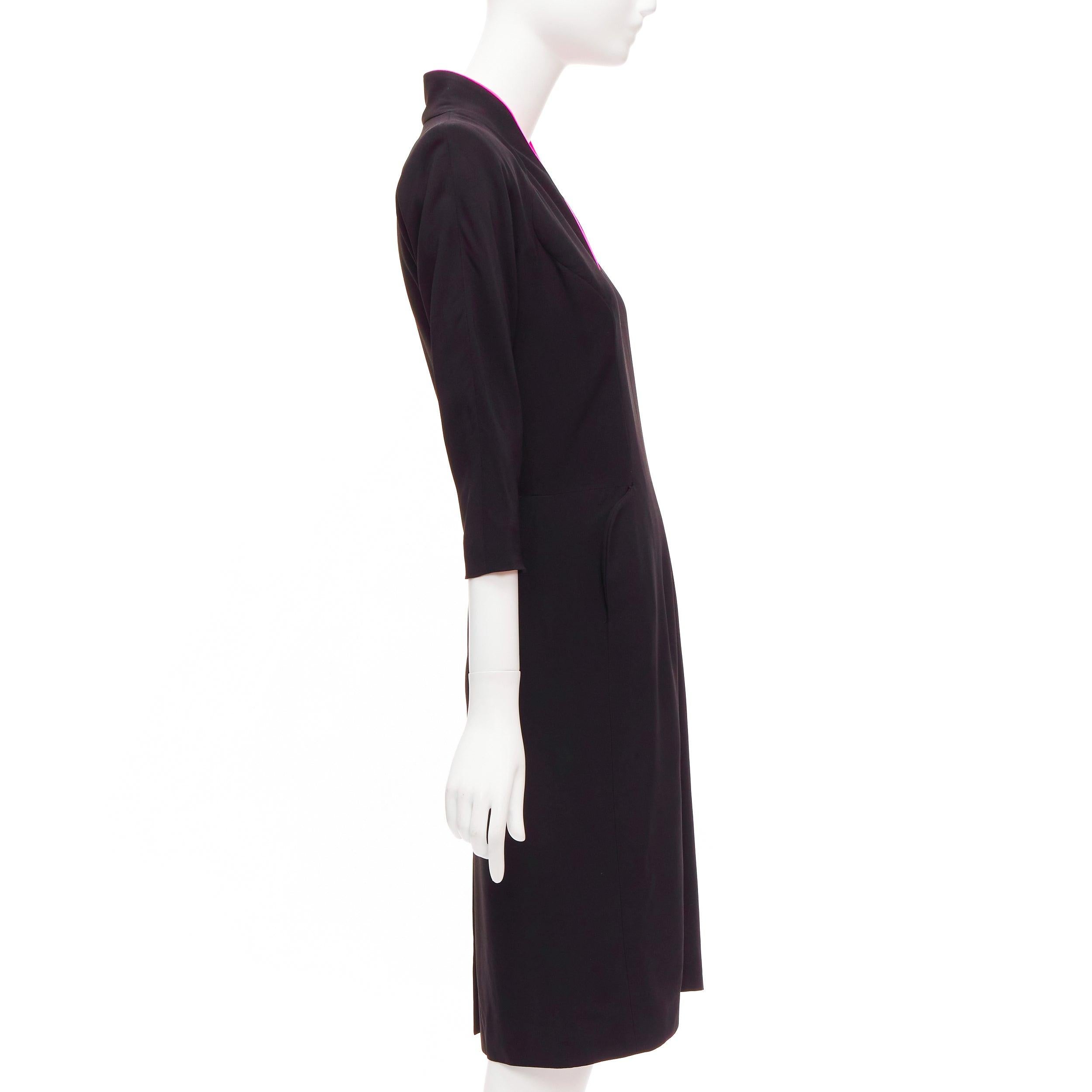 ALEXANDER MCQUEEN 2008 Vintage black pink lined collar curved pocket dress IT40 In Excellent Condition For Sale In Hong Kong, NT