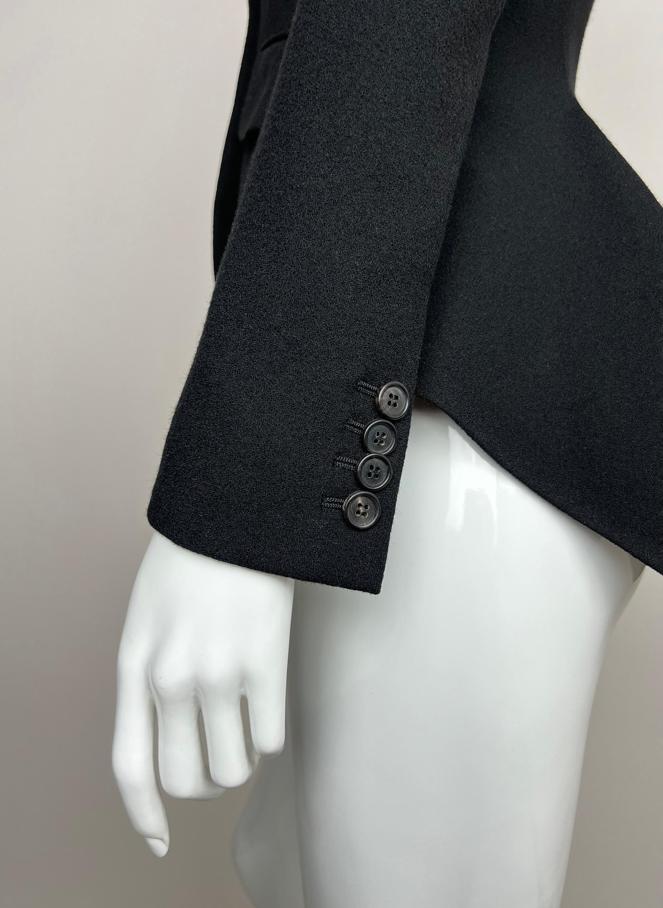Alexander McQueen 2009 Pre-Fall fitted tail blazer jacket For Sale 13