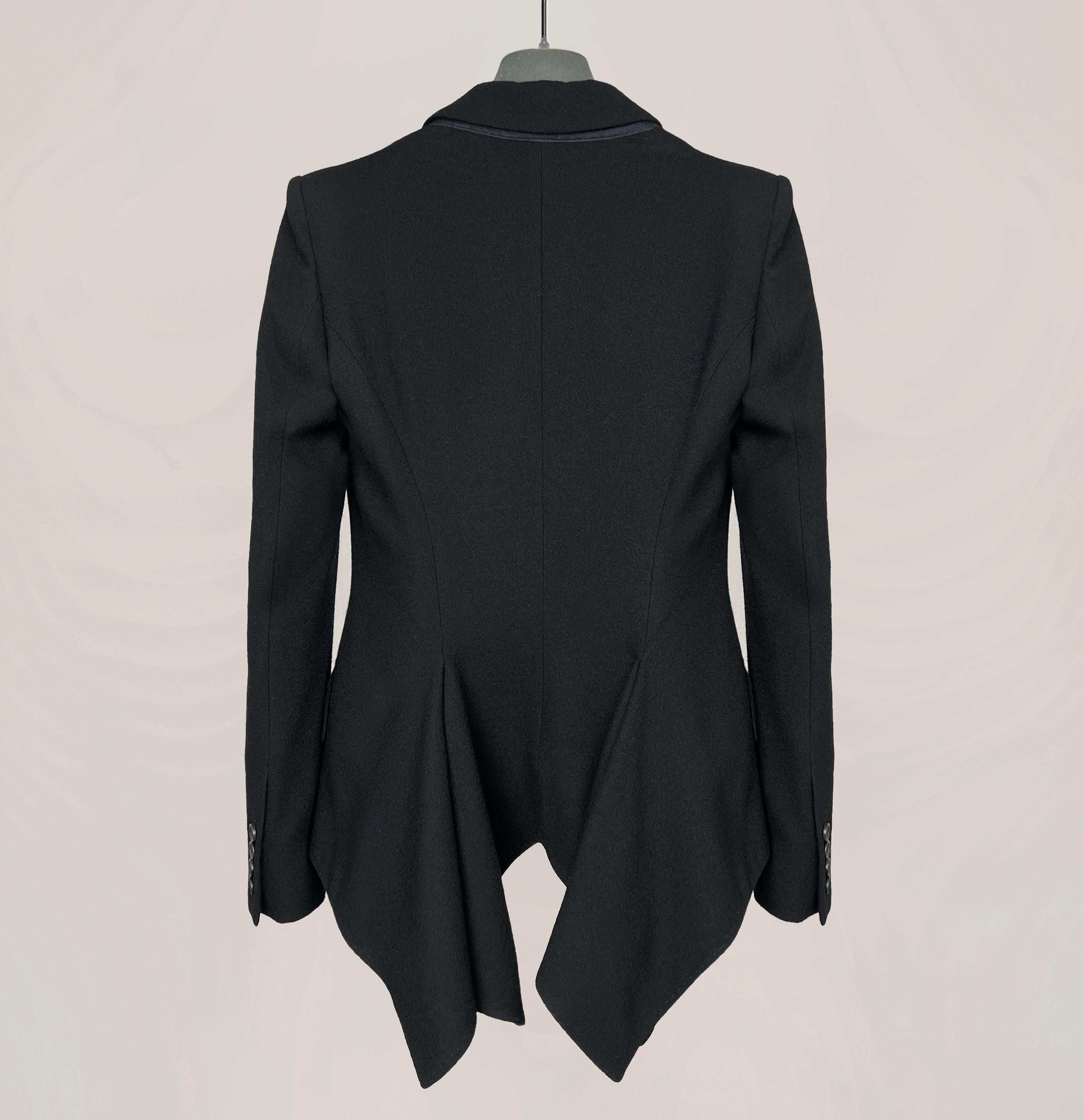 Black Alexander McQueen 2009 Pre-Fall fitted tail blazer jacket For Sale