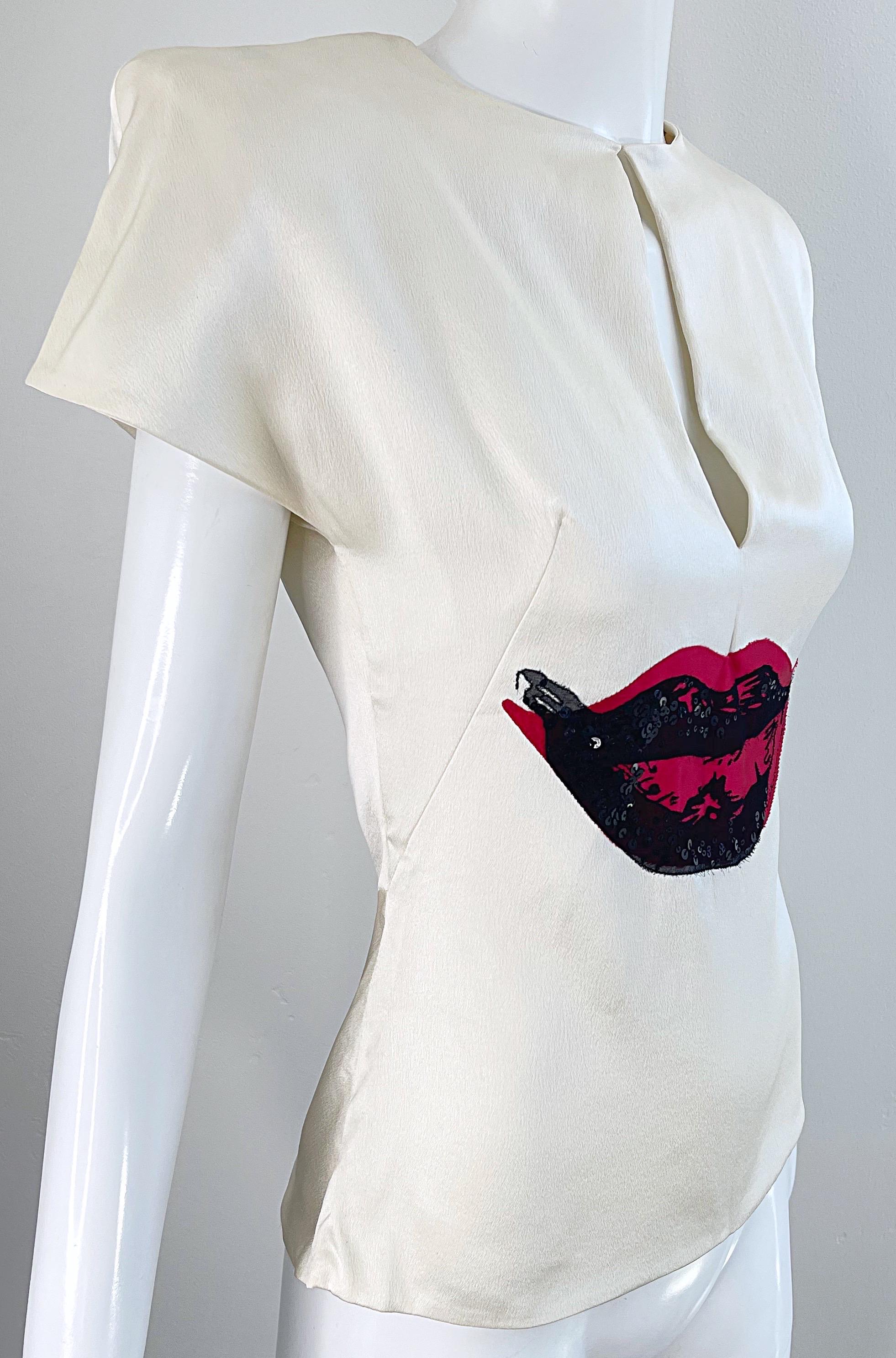 Alexander McQueen 2009 Size 38 / 2 Ivory Silk Red Lips Sequin Blouse Top Shirt For Sale 6