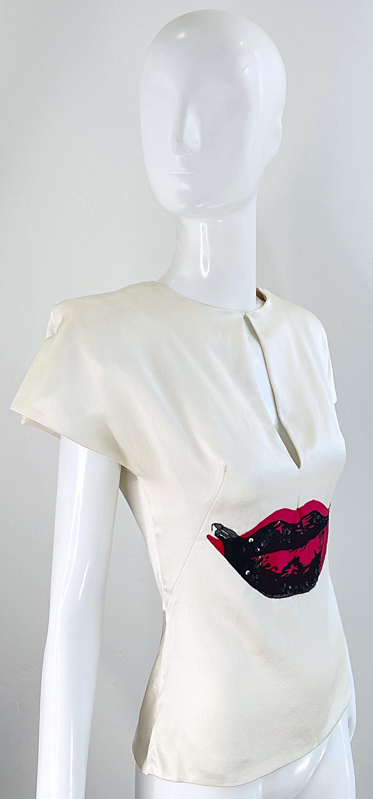 Alexander McQueen 2009 Size 38 / 2 Ivory Silk Red Lips Sequin Blouse Top Shirt For Sale 8