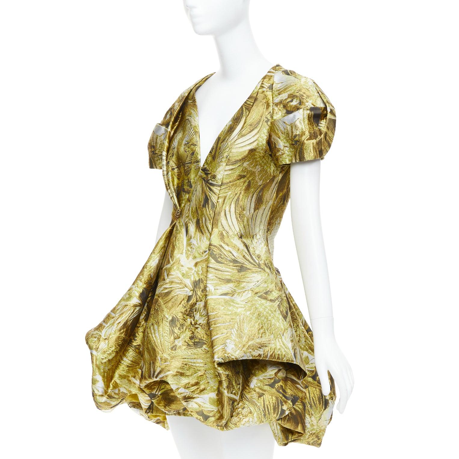 ALEXANDER MCQUEEN 2010 Angels Demons Runway gold medieval jacquard dress IT40 S For Sale 2