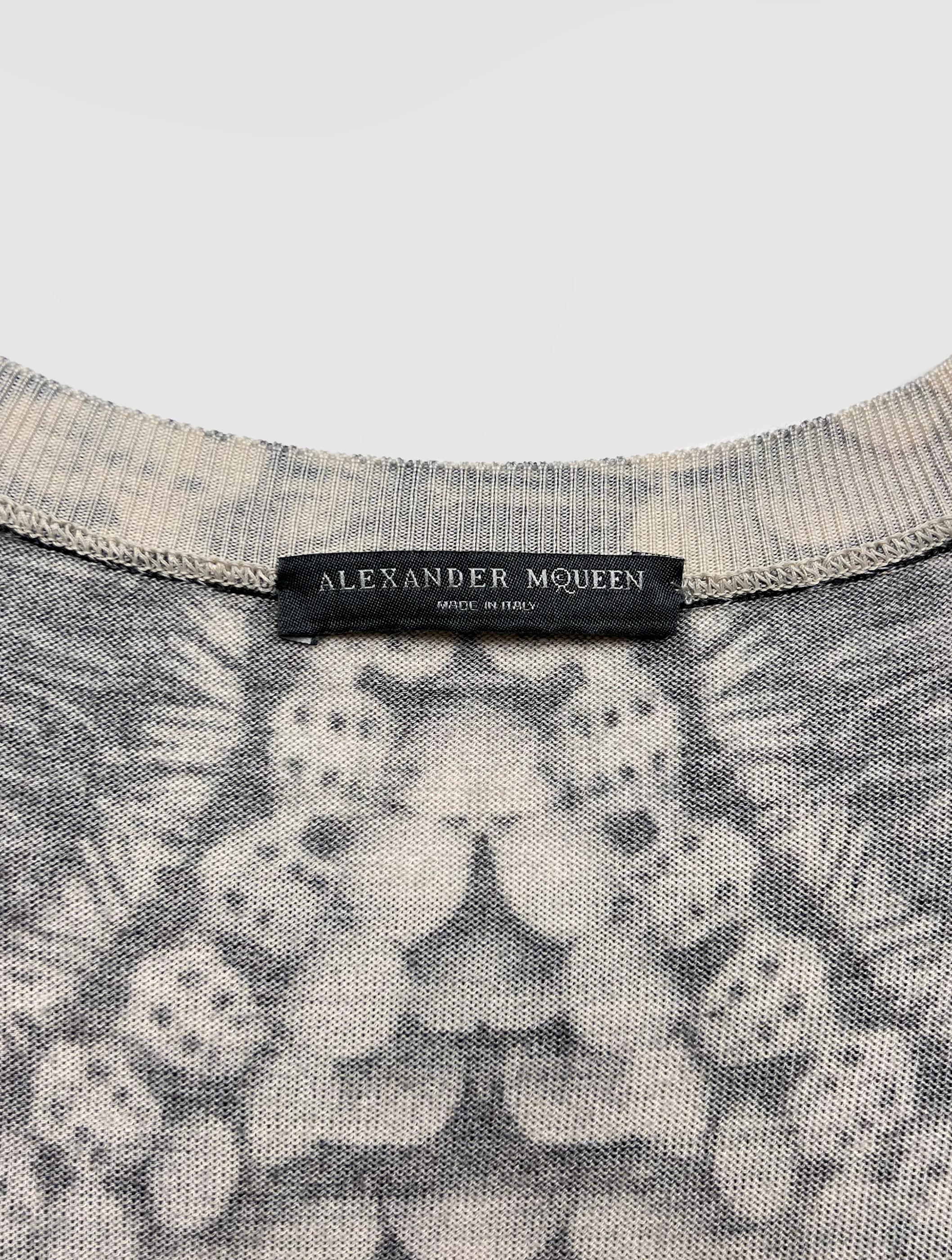 Women's Alexander McQueen 2010 catacombs Black Skull Print Wool Blend Long Sleeve Dress For Sale