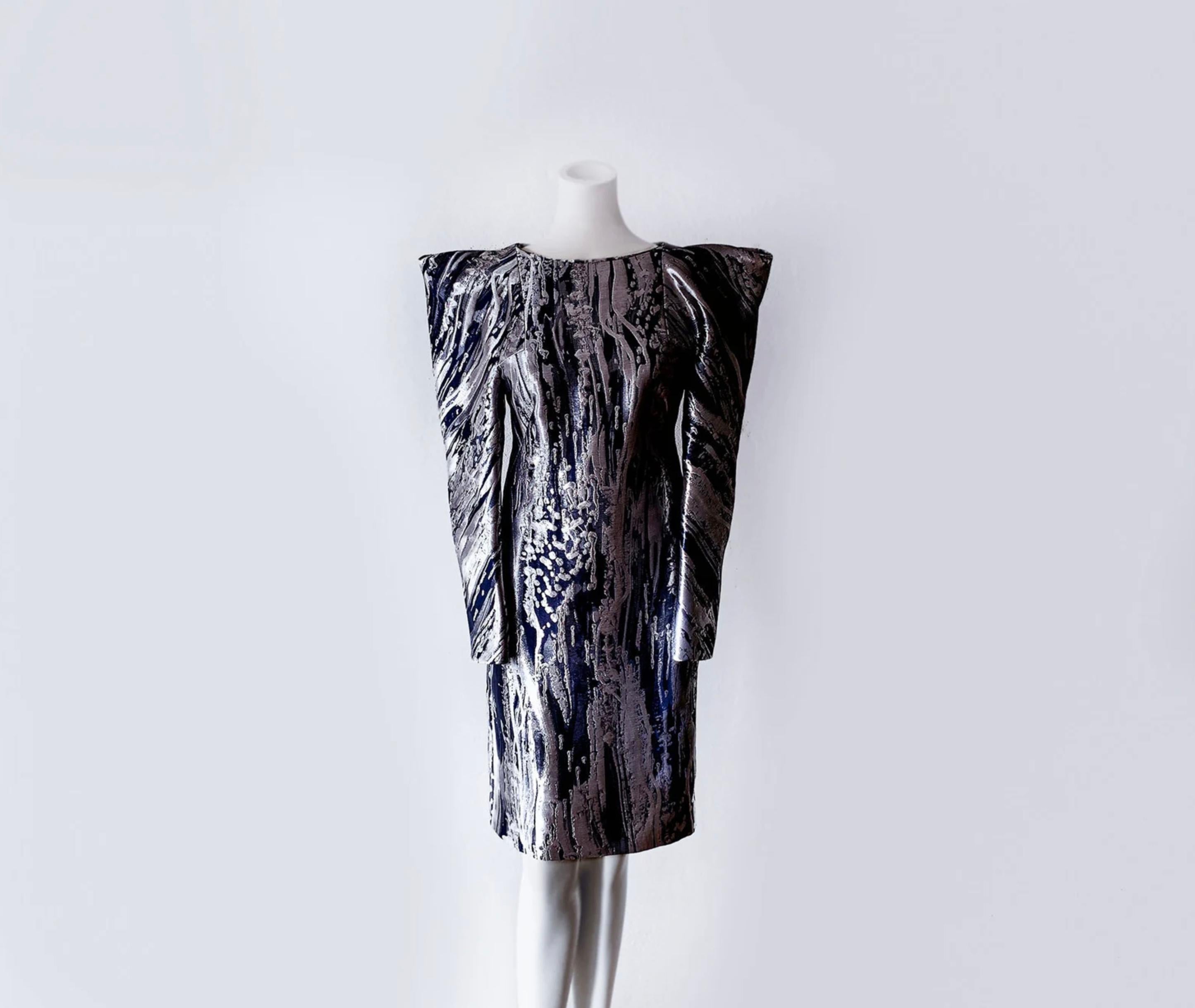 Women's Alexander McQueen 2010 Dress Futuristic Avant Garde Metallic Silk Silver  For Sale