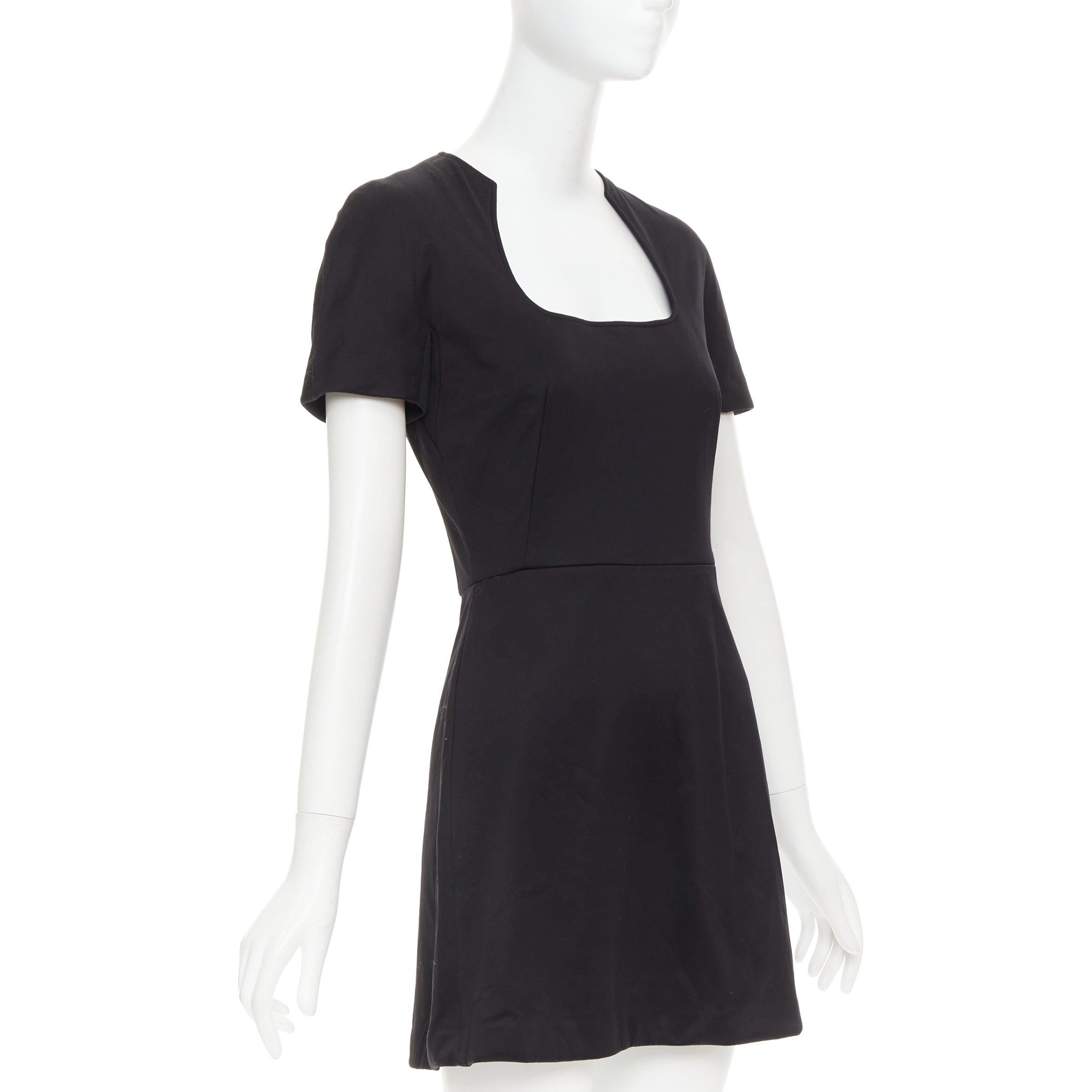 ALEXANDER MCQUEEN 2013 mini vestido negro de algodón con cuello redondo y manga corta IT40 S Negro en venta