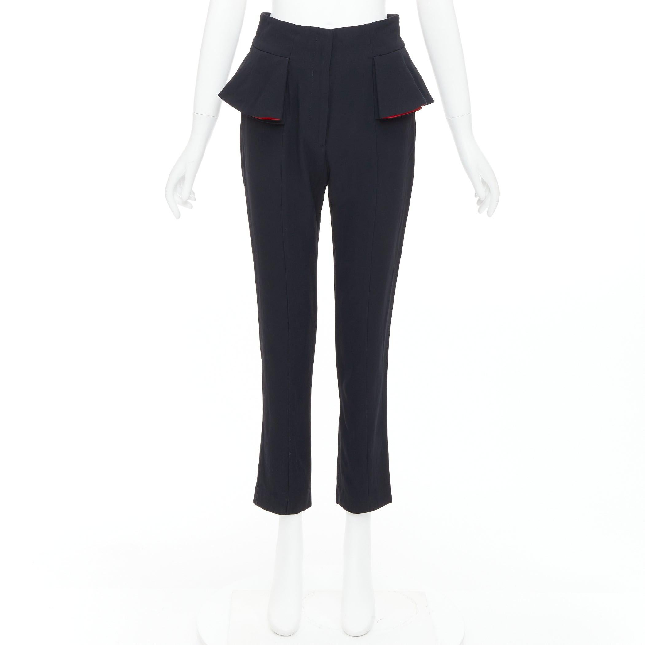 Pantalon court ALEXANDER MCQUEEN 2013 avec doublure rouge noire et péplum IT40 S en vente 4
