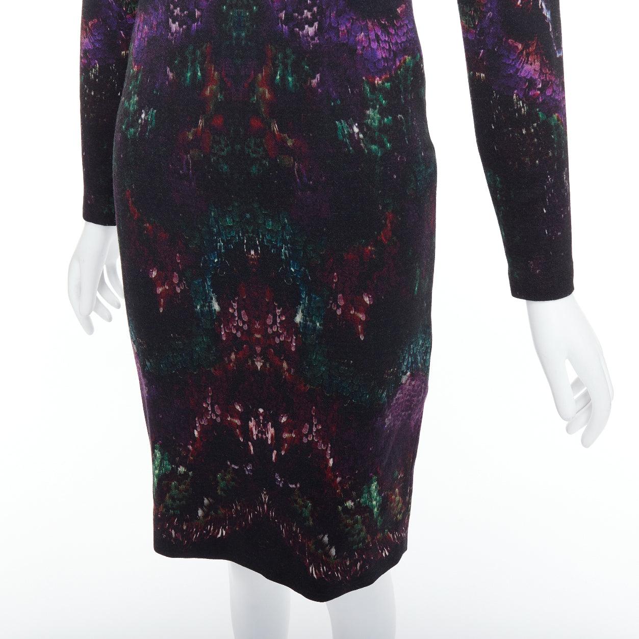 ALEXANDER MCQUEEN 2014 black purple wool blend feather print sheath dress IT38 For Sale 2