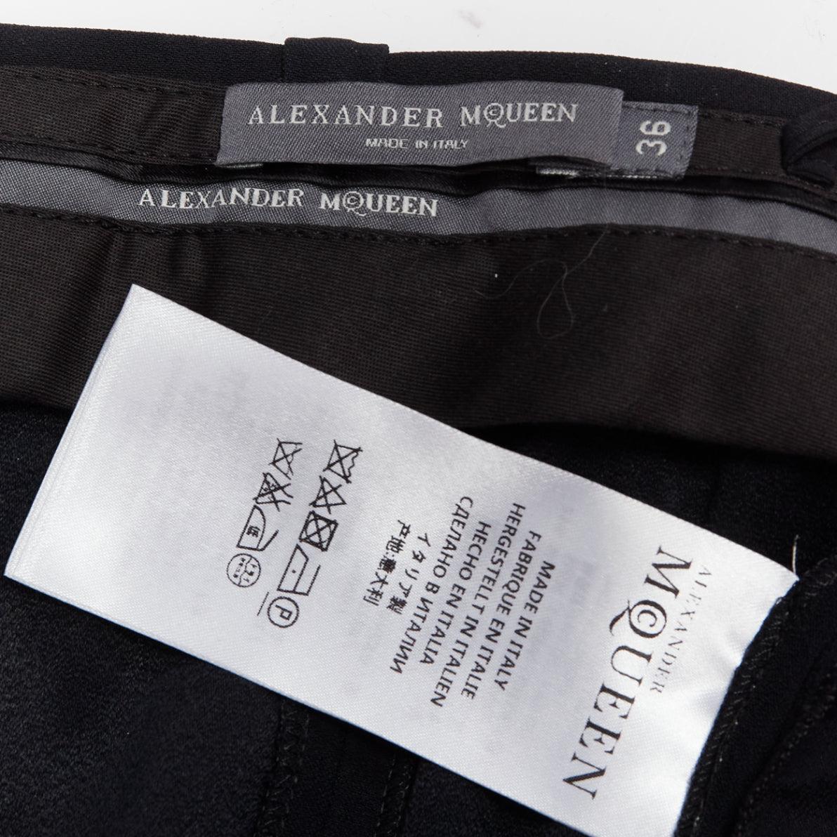 Alexander McQueen 2015 noir minimal classic flared cropped dress pants IT36 XXS en vente 4