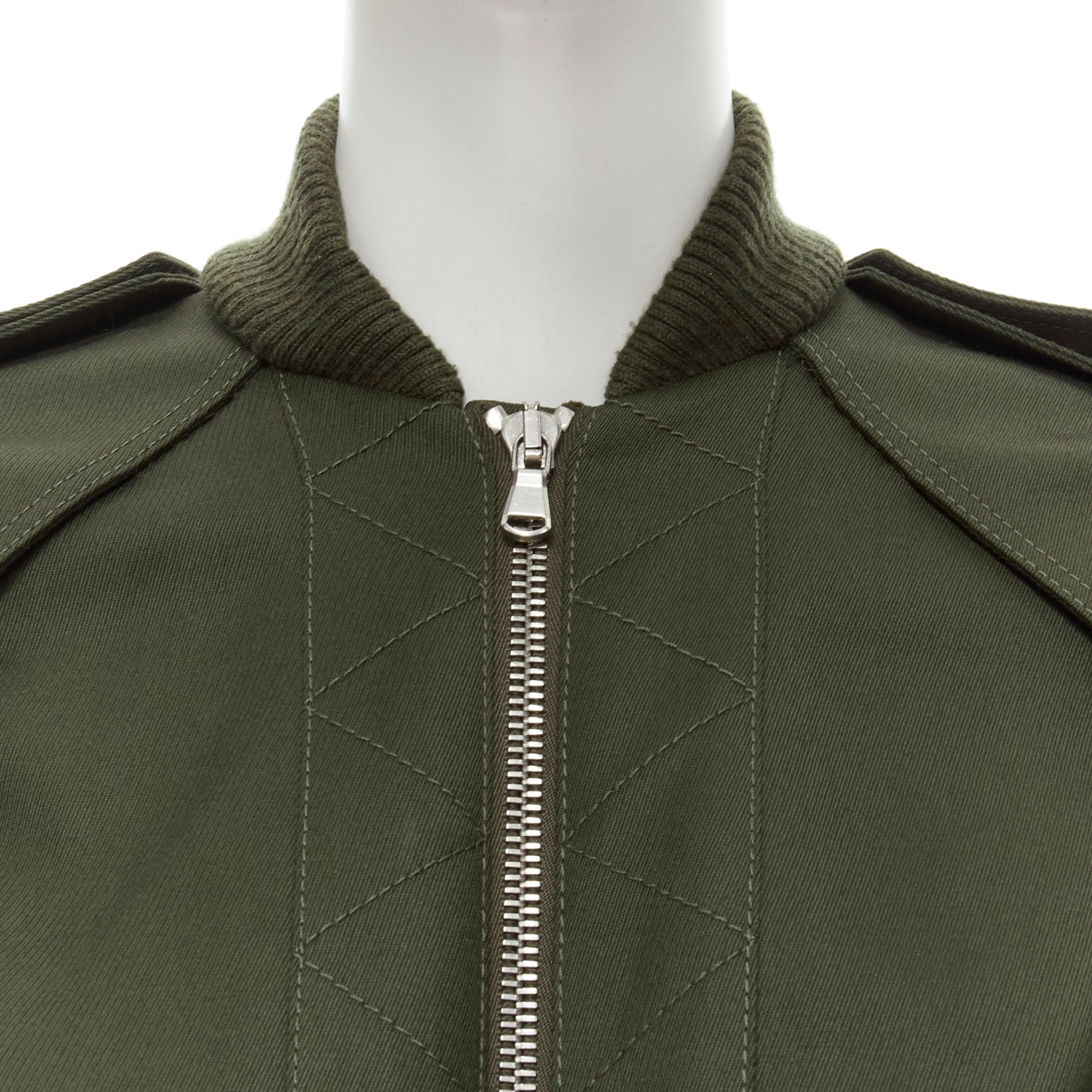 ALEXANDER MCQUEEN 2015 khaki green belted military cape jacket IT38 S In Excellent Condition In Hong Kong, NT