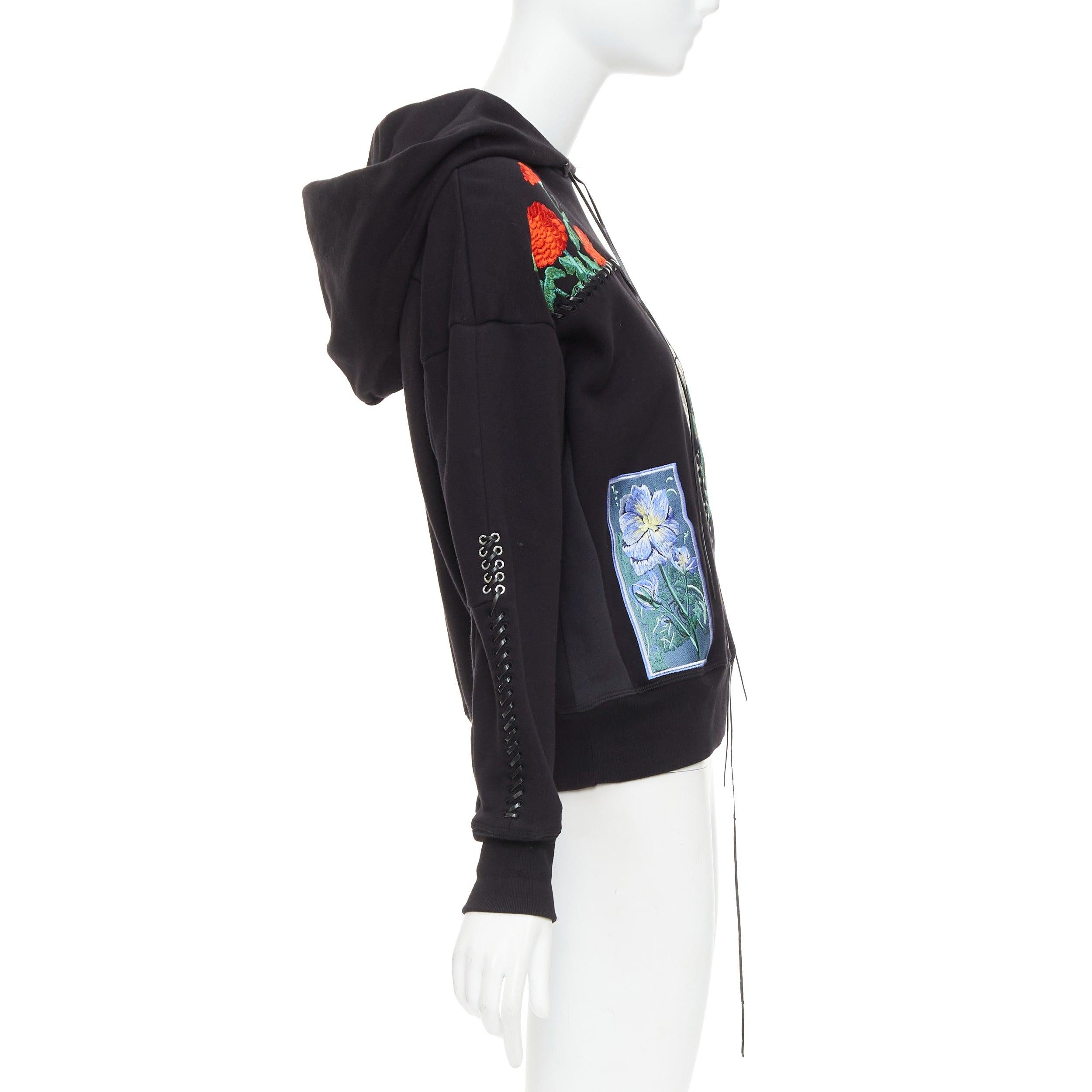 ALEXANDER MCQUEEN 2017 black multicolour embroidery patchwork hoodie IT40 S In Good Condition For Sale In Hong Kong, NT