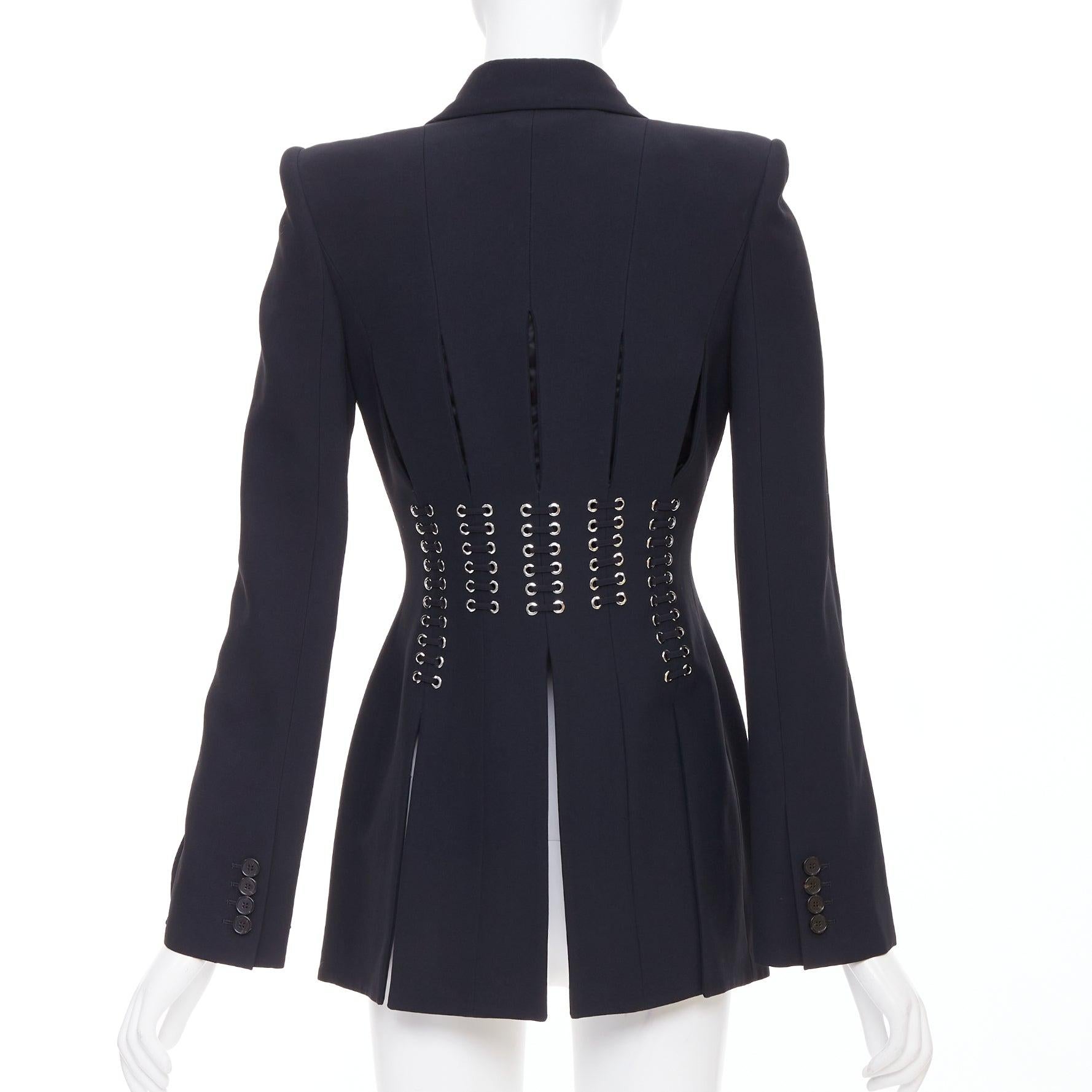 ALEXANDER MCQUEEN 2018 blazer ajustado negro con detalle de cordón ojal IT38 XS en venta 2
