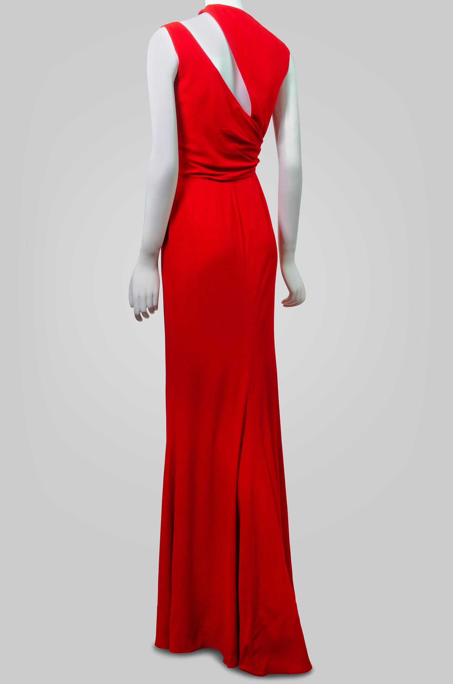 ALEXANDER MCQUEEN 2018 Red Cut-Out Gown XS For Sale 2