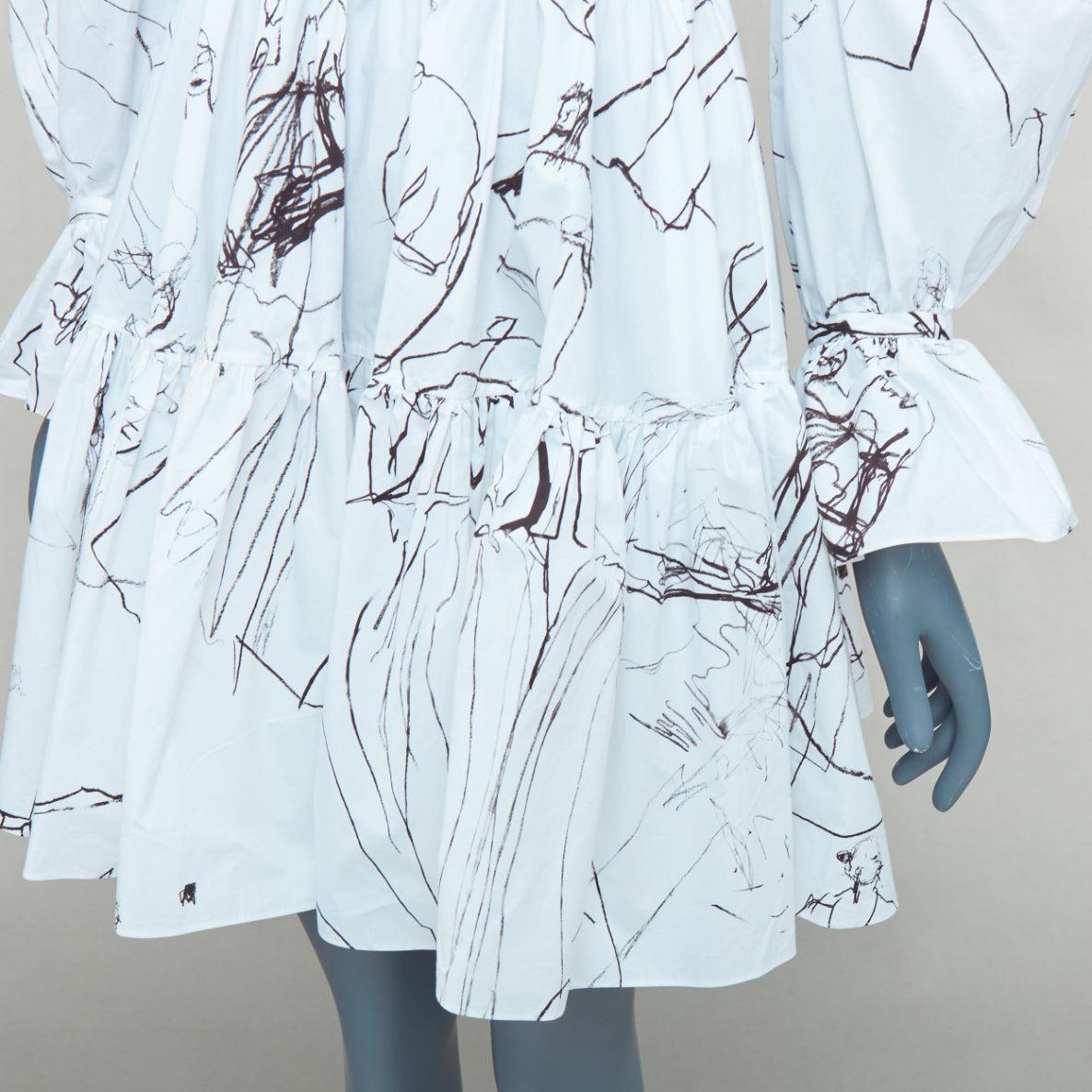 ALEXANDER MCQUEEN 2019 vestido negro de manga abullonada con estampado de ilustración de bocetos IT38 XS en venta 2