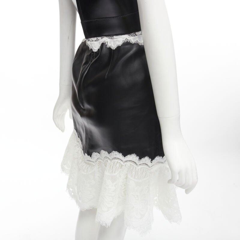 ALEXANDER MCQUEEN 2020 Runway black leather bustier white lace dress IT38 S For Sale 4
