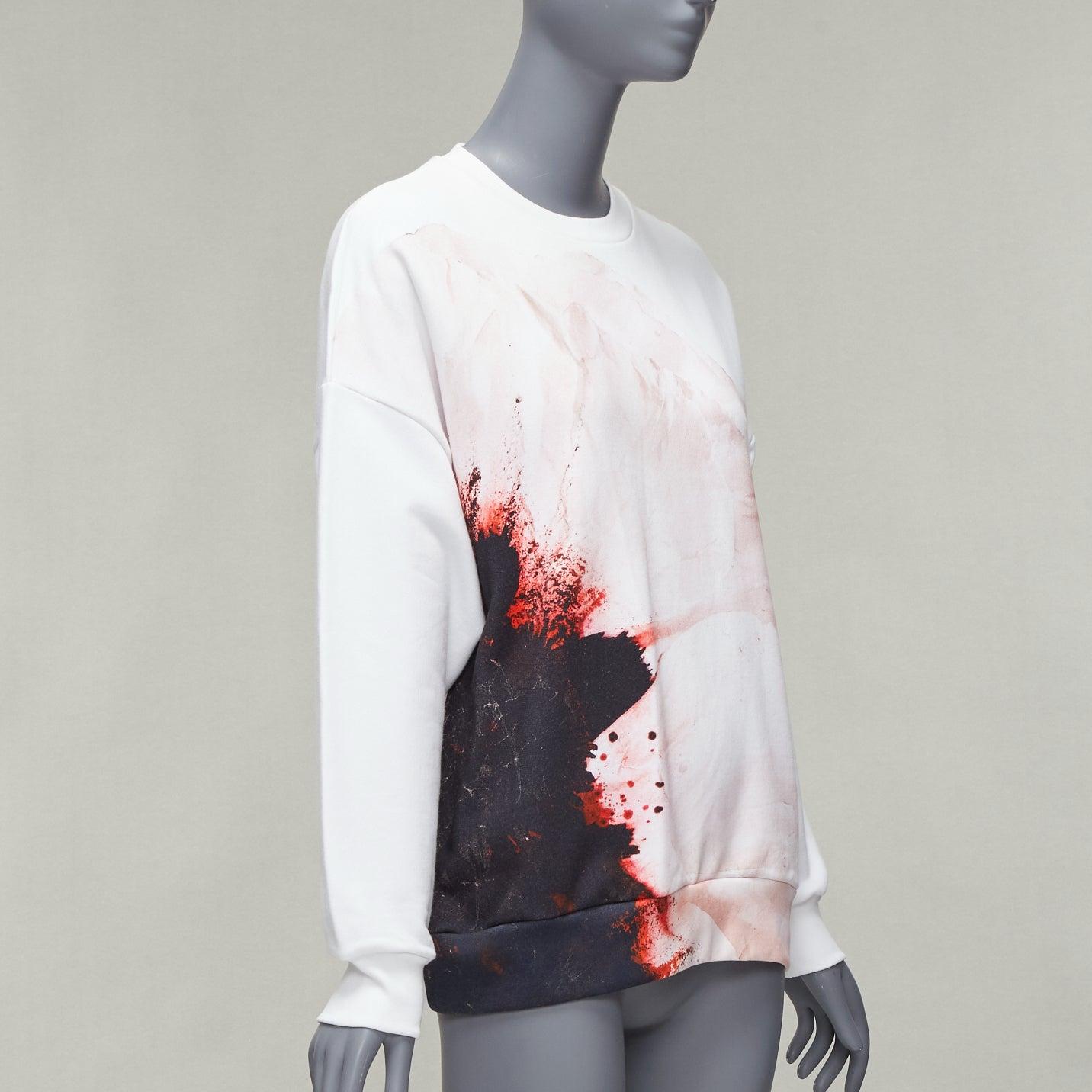 ALEXANDER MCQUEEN 2021 Anemone white red floral print cotton crew sweatshirt IT36 XXS
Reference: AAWC/A01133
Brand: Alexander McQueen
Designer: Sarah Burton
Collection: 2021
Material: Cotton
Color: White, Red
Pattern: Abstract
Closure: