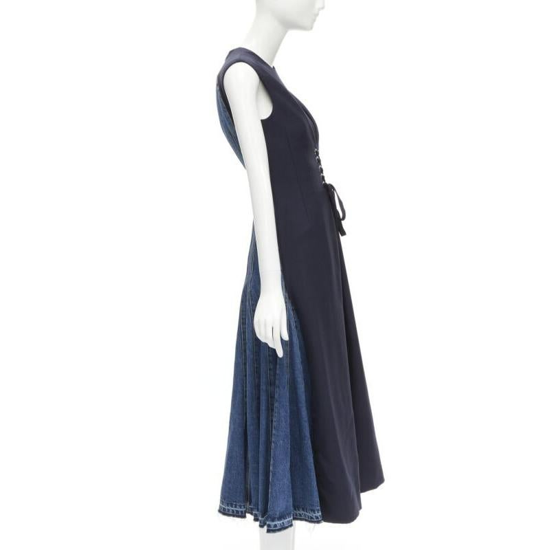 ALEXANDER MCQUEEN 2021 Korsett-Spitzen-Midikleid mit Denim-Rücken IT38 XS im Zustand „Hervorragend“ im Angebot in Hong Kong, NT