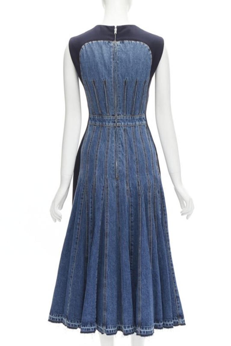 ALEXANDER MCQUEEN 2021 Korsett-Spitzen-Midikleid mit Denim-Rücken IT38 XS Damen im Angebot