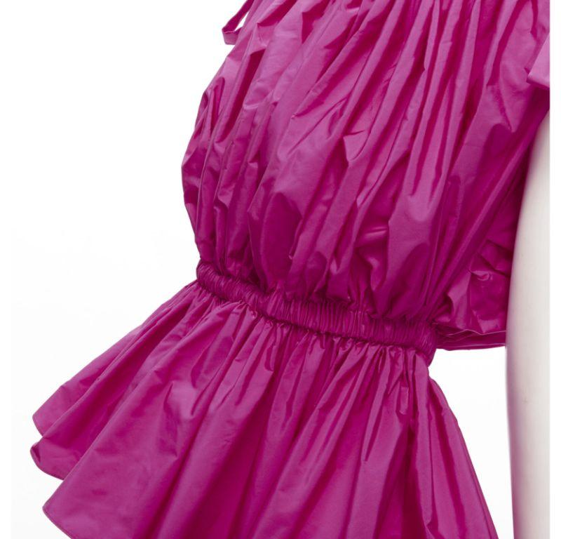 ALEXANDER MCQUEEN 2021 fuschia pink crinkled bow tie shoulder peplum top IT38 XS
Reference: AAWC/A00288
Brand: Alexander McQueen
Designer: Sarah Burton
Material: Polyester
Color: Pink
Pattern: Solid
Closure: Elasticated
Made in: