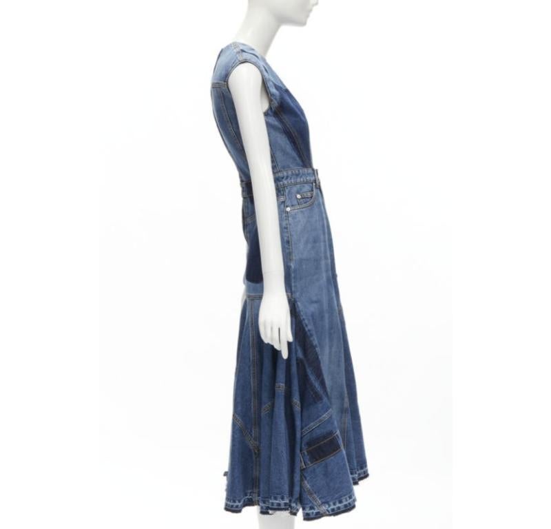 ALEXANDER MCQUEEN - Robe midi en jean lavée avec corsage ombres, taille IT 38 XS, défilé 2021 Excellent état - En vente à Hong Kong, NT