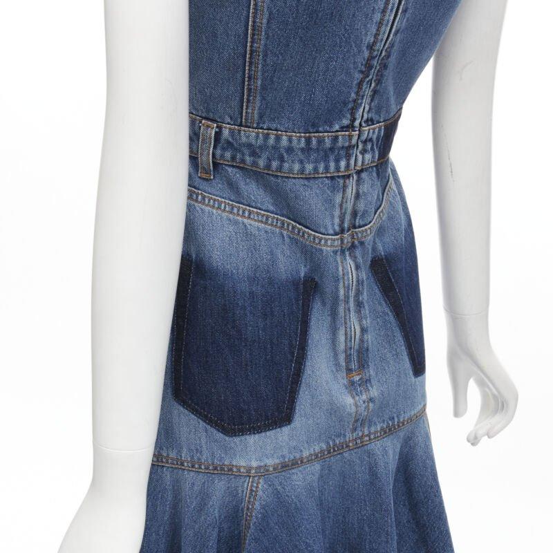 ALEXANDER MCQUEEN - Robe midi en jean lavée avec corsage ombres, taille IT 38 XS, défilé 2021 en vente 4