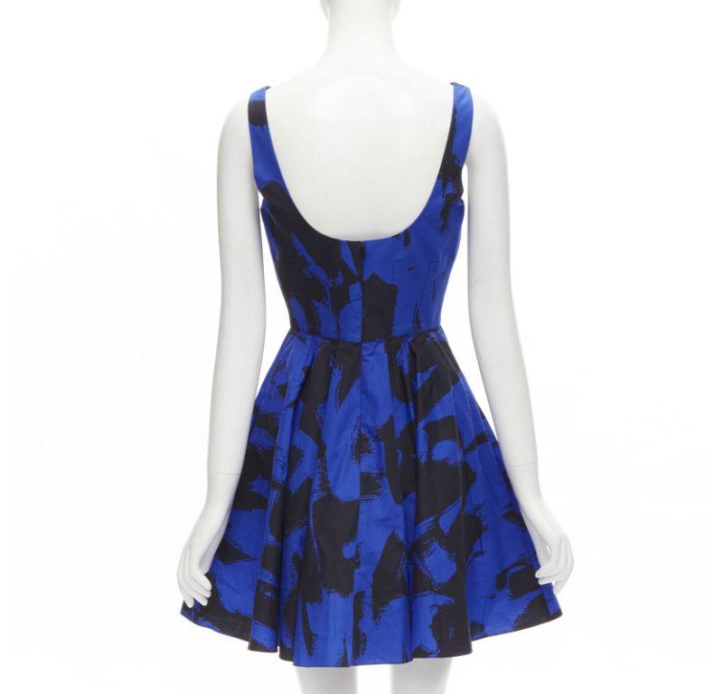 Women's ALEXANDER MCQUEEN 2022 black blue abstract print fit flared scoop dress It38 S For Sale