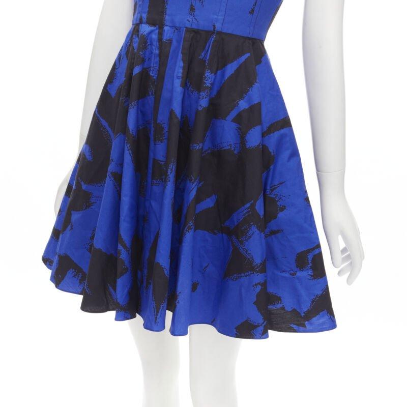 ALEXANDER MCQUEEN 2022 black blue abstract print fit flared scoop dress It38 S For Sale 2