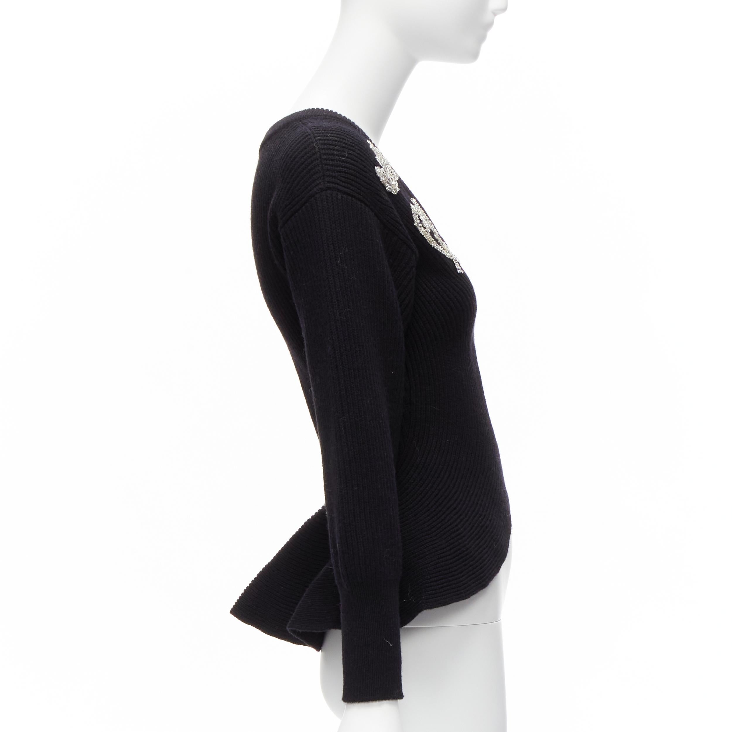 ALEXANDER MCQUEEN 2022 noir logo perles embellies peplum pull côtelé S Excellent état - En vente à Hong Kong, NT