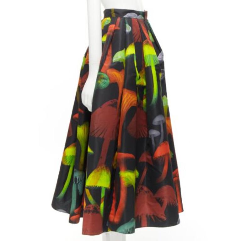 Alexander McQueen 2022 nero Psychedelic Mushroom print midi skirt IT38 XS In condizioni ottime in vendita a Hong Kong, NT