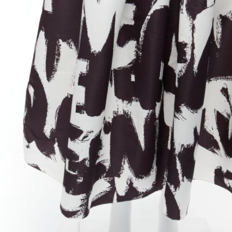 ALEXANDER MCQUEEN 2022 Brush Graffiti black white logo flared skirt IT38 XS For Sale 2