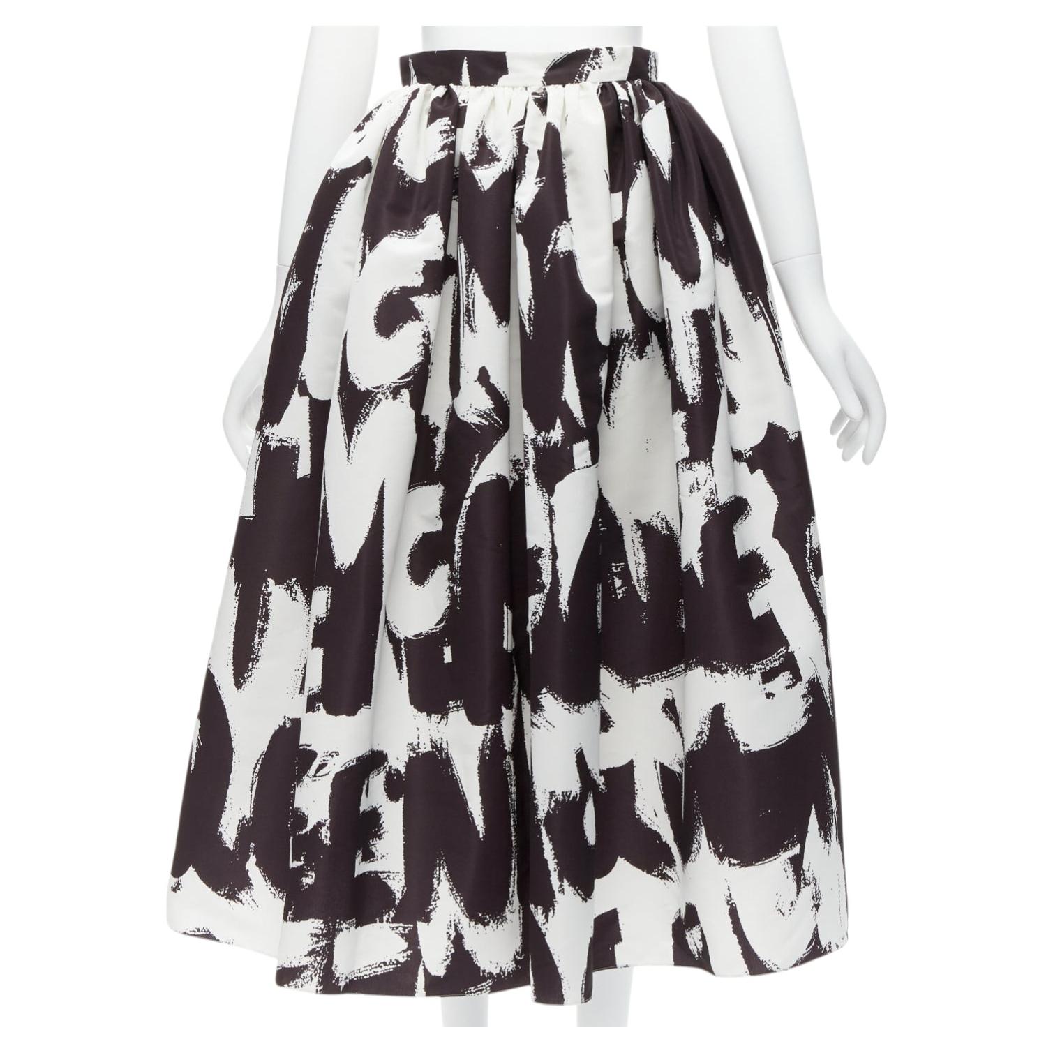 ALEXANDER MCQUEEN 2022 Bürsten Graffiti schwarz-weißes Logo ausgestellter Rock IT38 XS