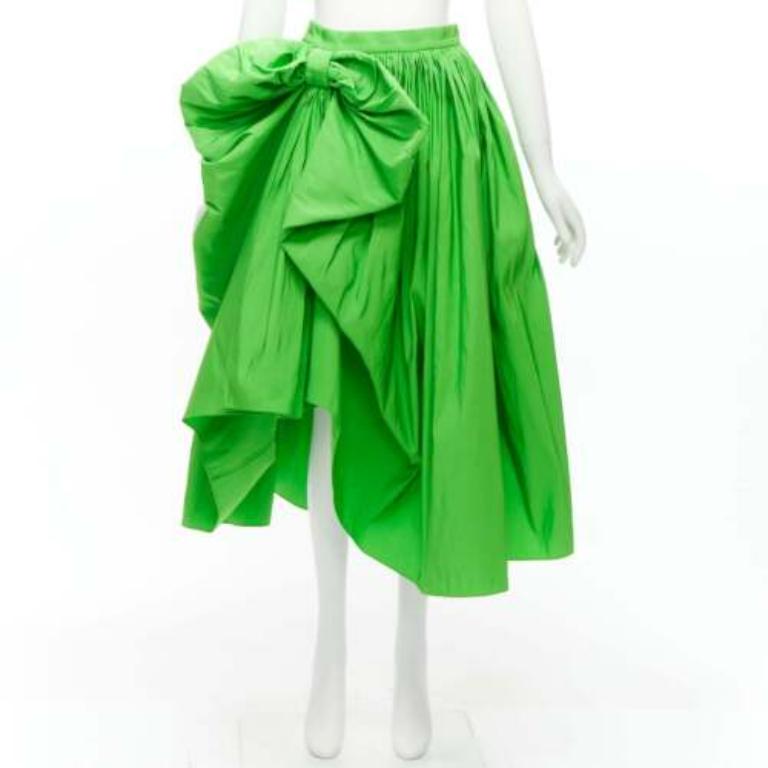 ALEXANDER MCQUEEN 2022 green taffeta bow detail high low cocktail skirt IT38 XS For Sale 4