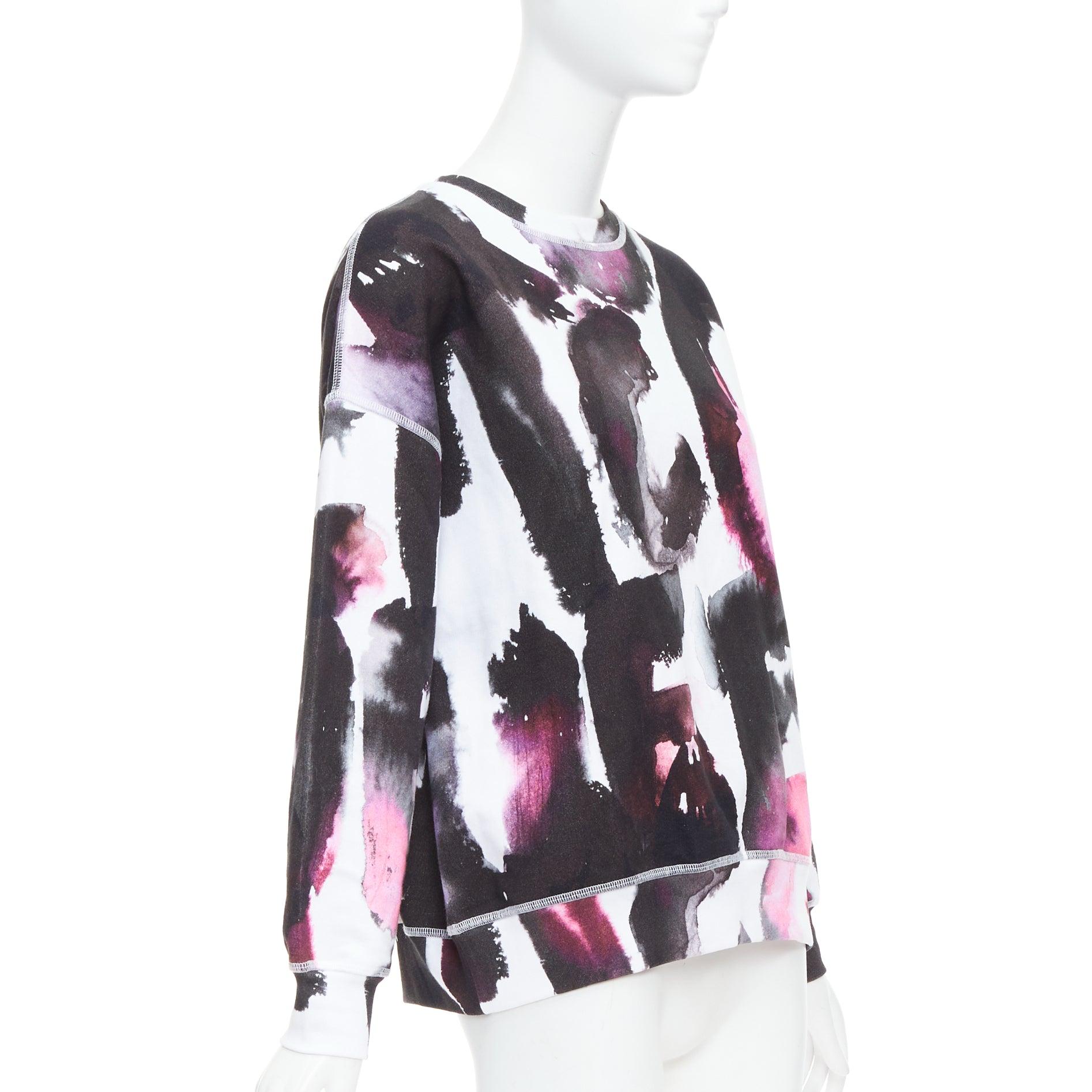 Noir ALEXANDER MCQUEEN 2022 logo watercolor print long sleeve crew sweater IT38 XS en vente