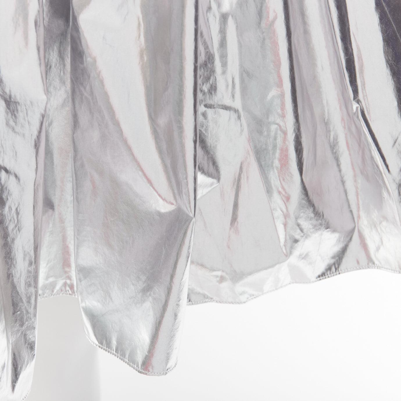 ALEXANDER MCQUEEN 2022 silver foil flared knee length circle skirt IT36 XXS For Sale 3