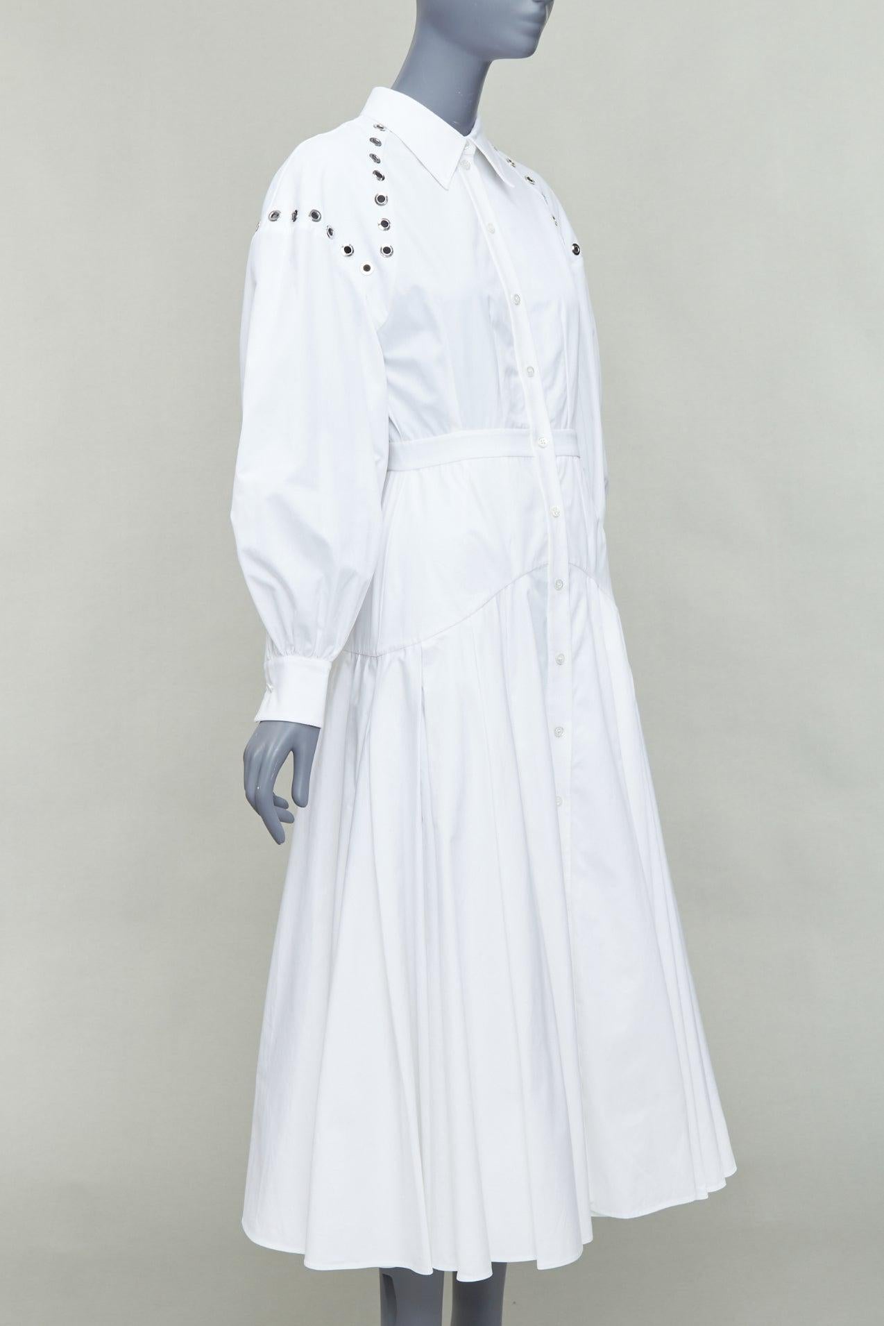 Gray ALEXANDER MCQUEEN 2022 white cotton silver grommet midi dress IT38 XS For Sale