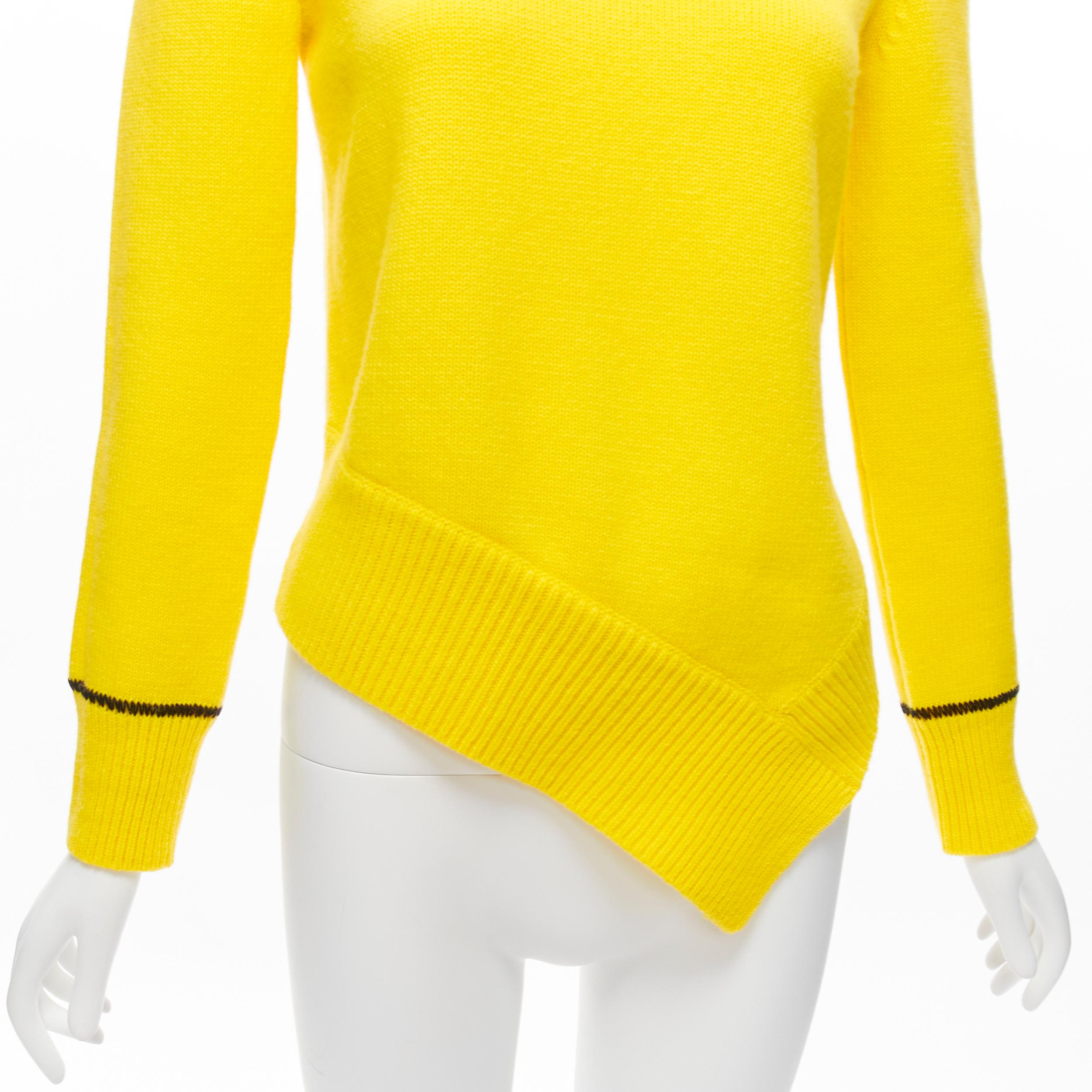 ALEXANDER MCQUEEN 2022 yellow wool blend asymmetric cold shoulder sweater S For Sale 4