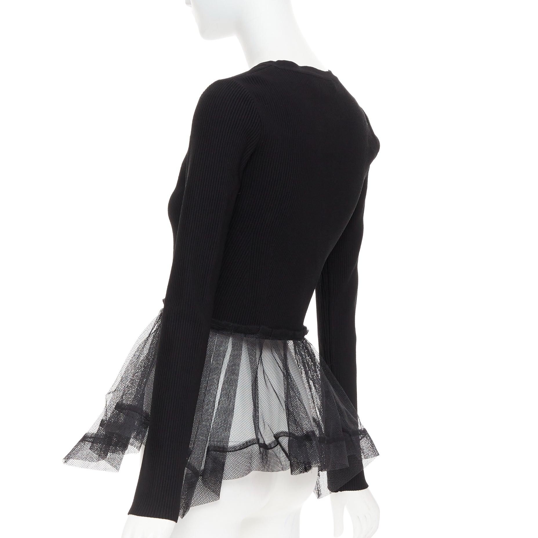 ALEXANDER MCQUEEN 2023 schwarz gerippt steif durchsichtiger Tüll Schößchen Strickjacke Pullover S im Angebot 1