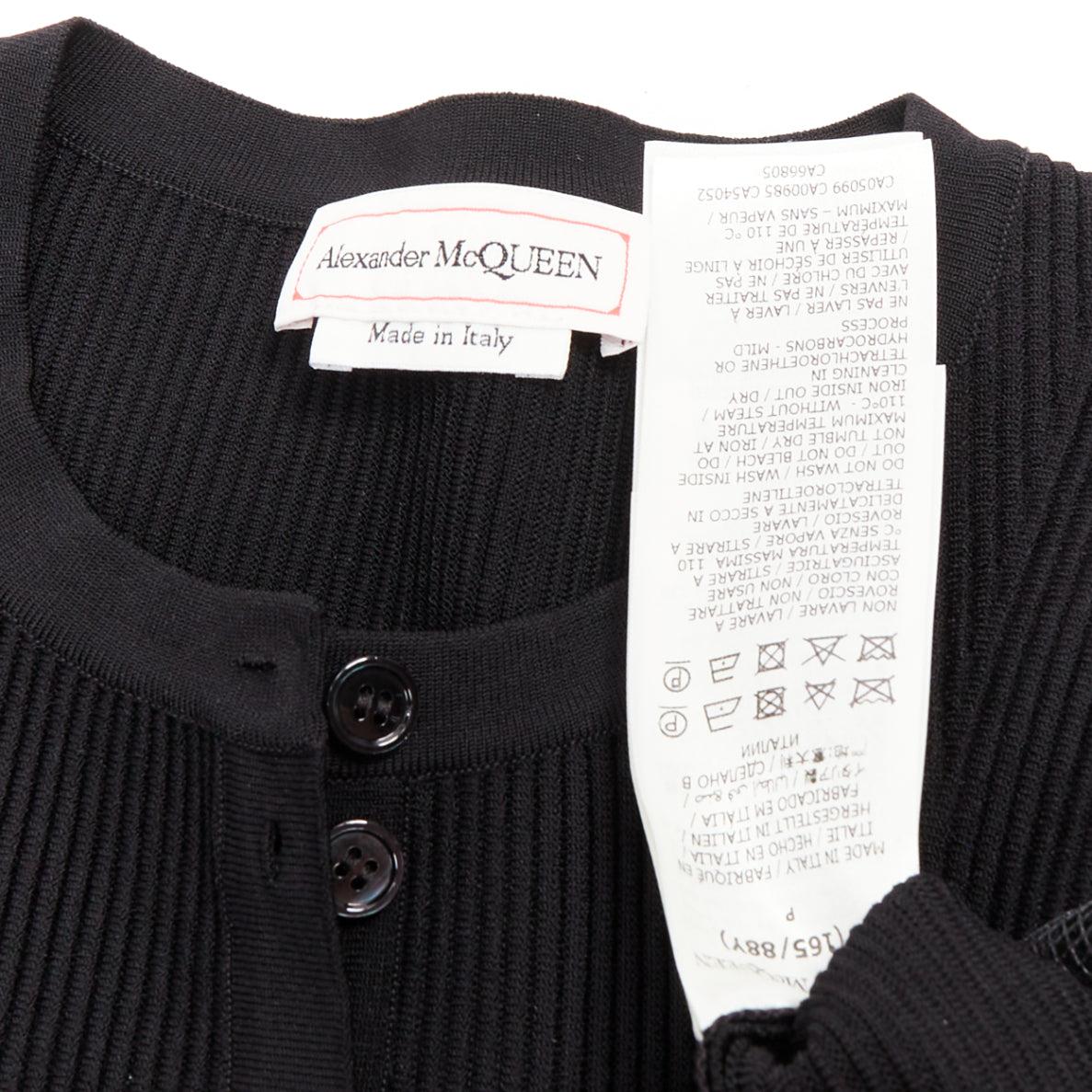 ALEXANDER MCQUEEN 2023 schwarz gerippt steif durchsichtiger Tüll Schößchen Strickjacke Pullover S im Angebot 3