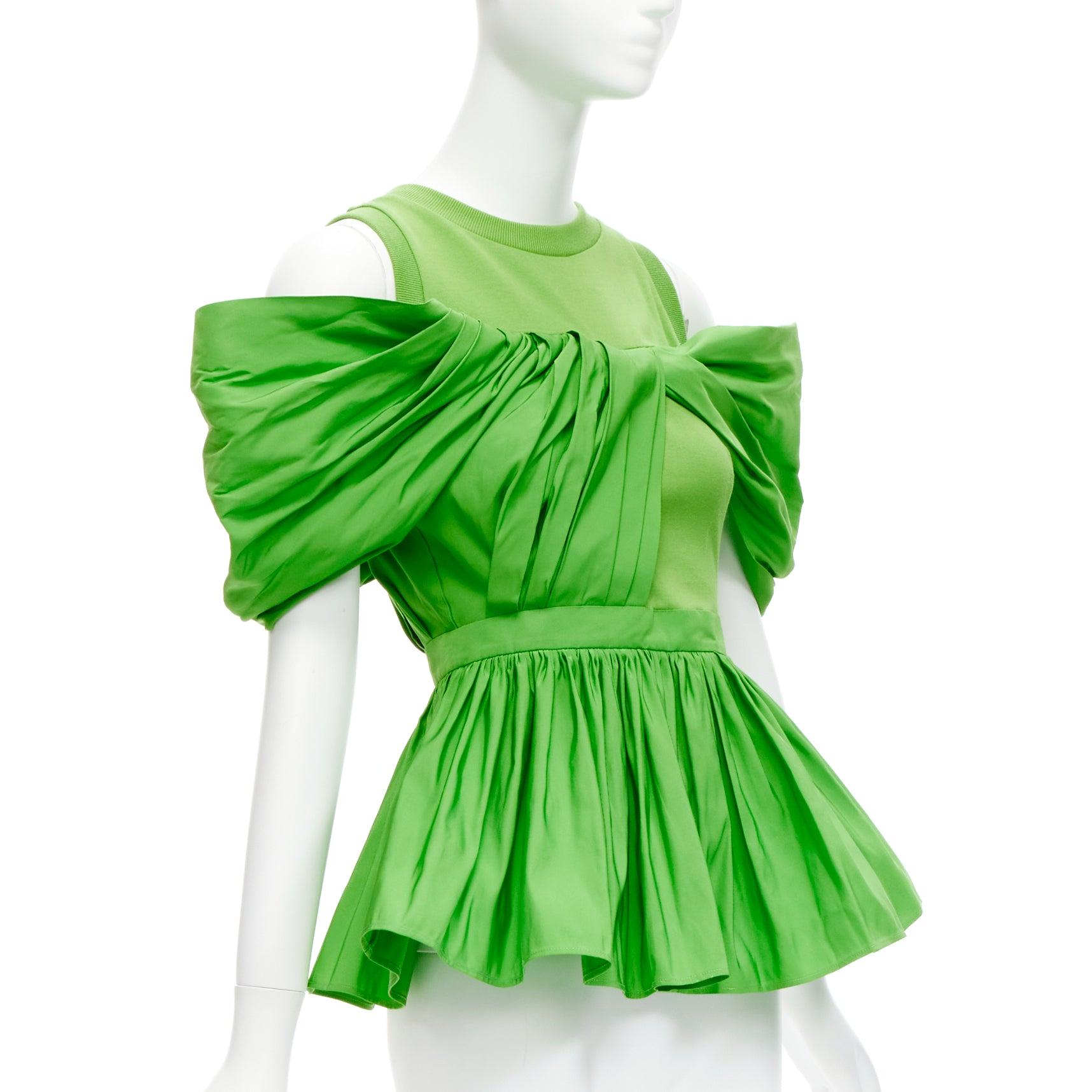 Green ALEXANDER MCQUEEN 2023 cotton pleated peplum faille cold shoulder top IT38 XS For Sale
