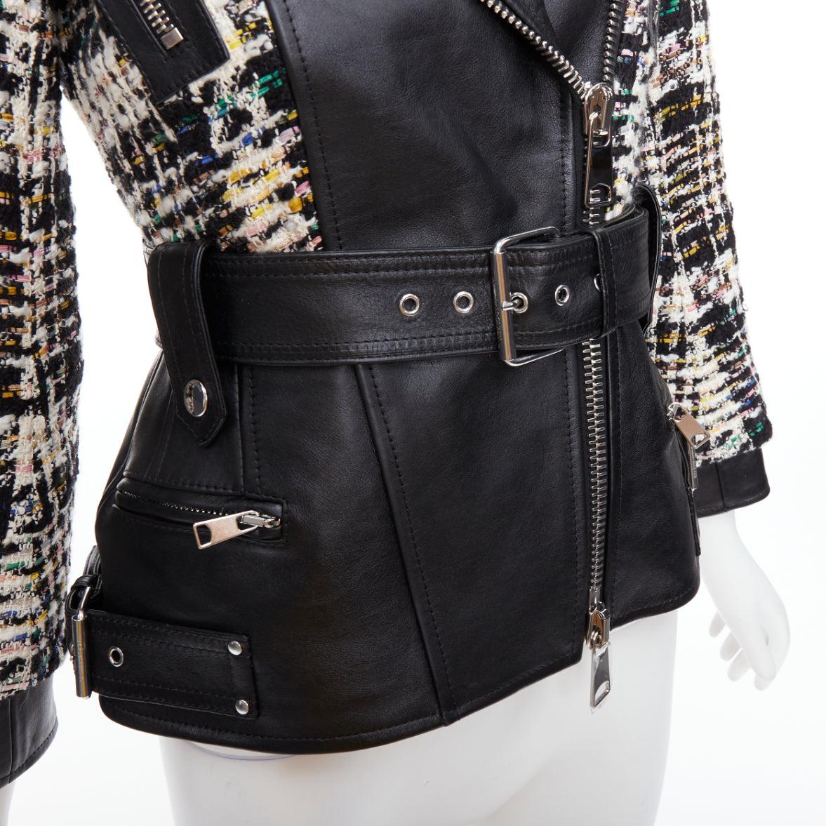 Alexander McQueen 2023 Giacca biker ibrida in pelle nera tweed IT36 XXS
Riferimento: AAWC/A01282
Marchio: Alexander McQueen
Designer: Sarah Burton
Collezione: 2023 Pre-Autunno - Passerella
Materiale: Pelle, Tweed
Colore: Nero, Crema
Modello: