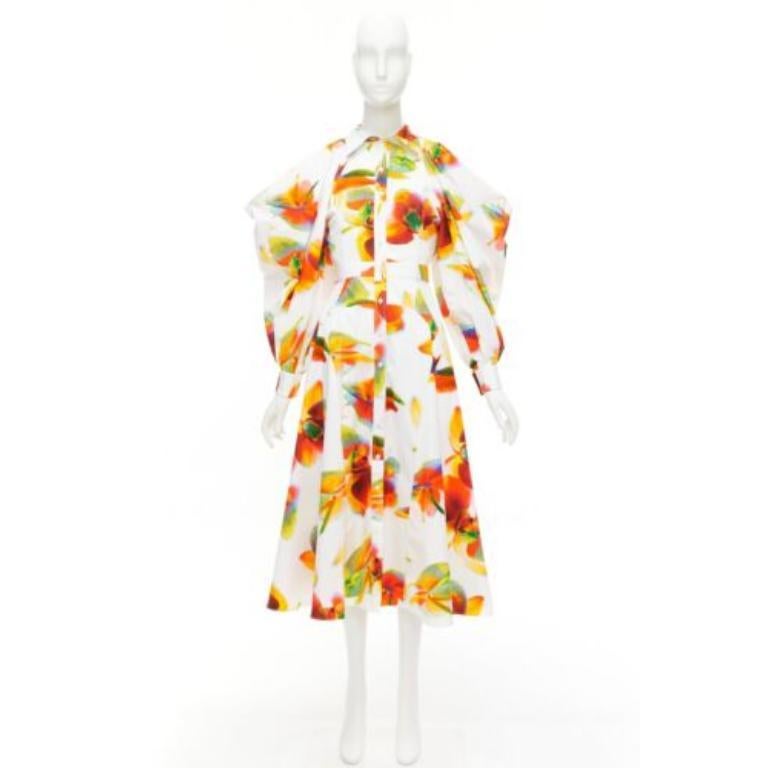 ALEXANDER MCQUEEN 2023 Orquídea solarizada vestido floral con hombros al descubierto IT38 XS en venta 4